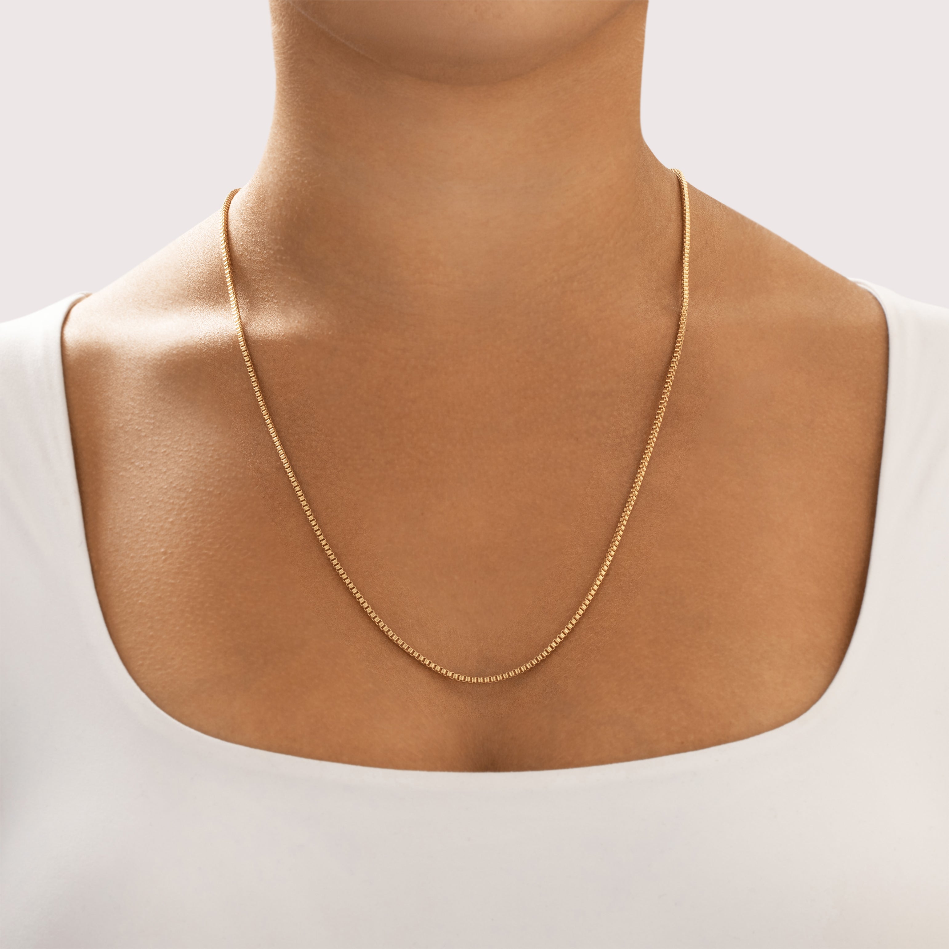 Vintage 14k Yellow Gold 1.9mm Ribbed Box Chain - On model view