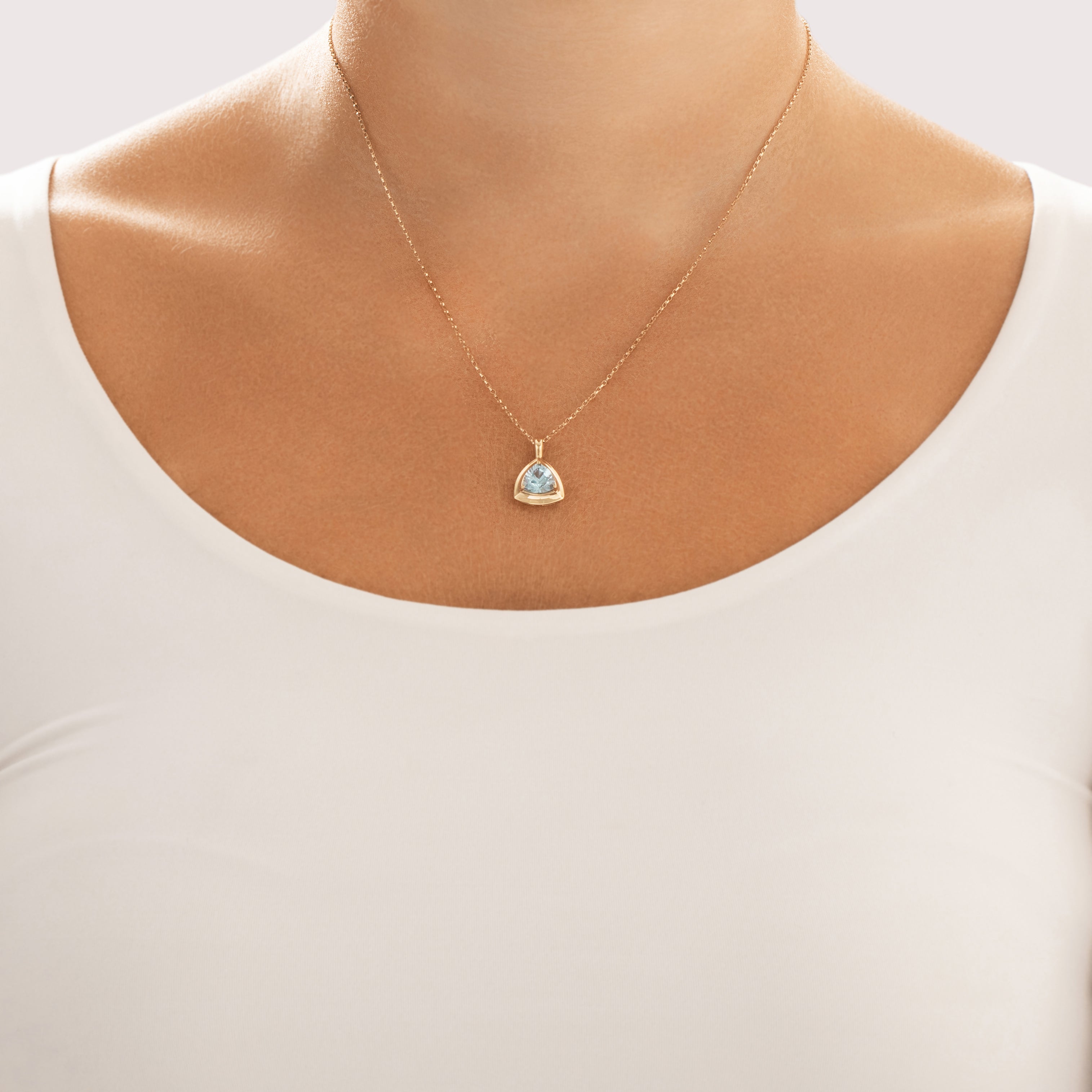 Vintage 14k Yellow Gold 2.01ct Topaz Bright Fancy-Cut Trilliant Pendant - On model view
