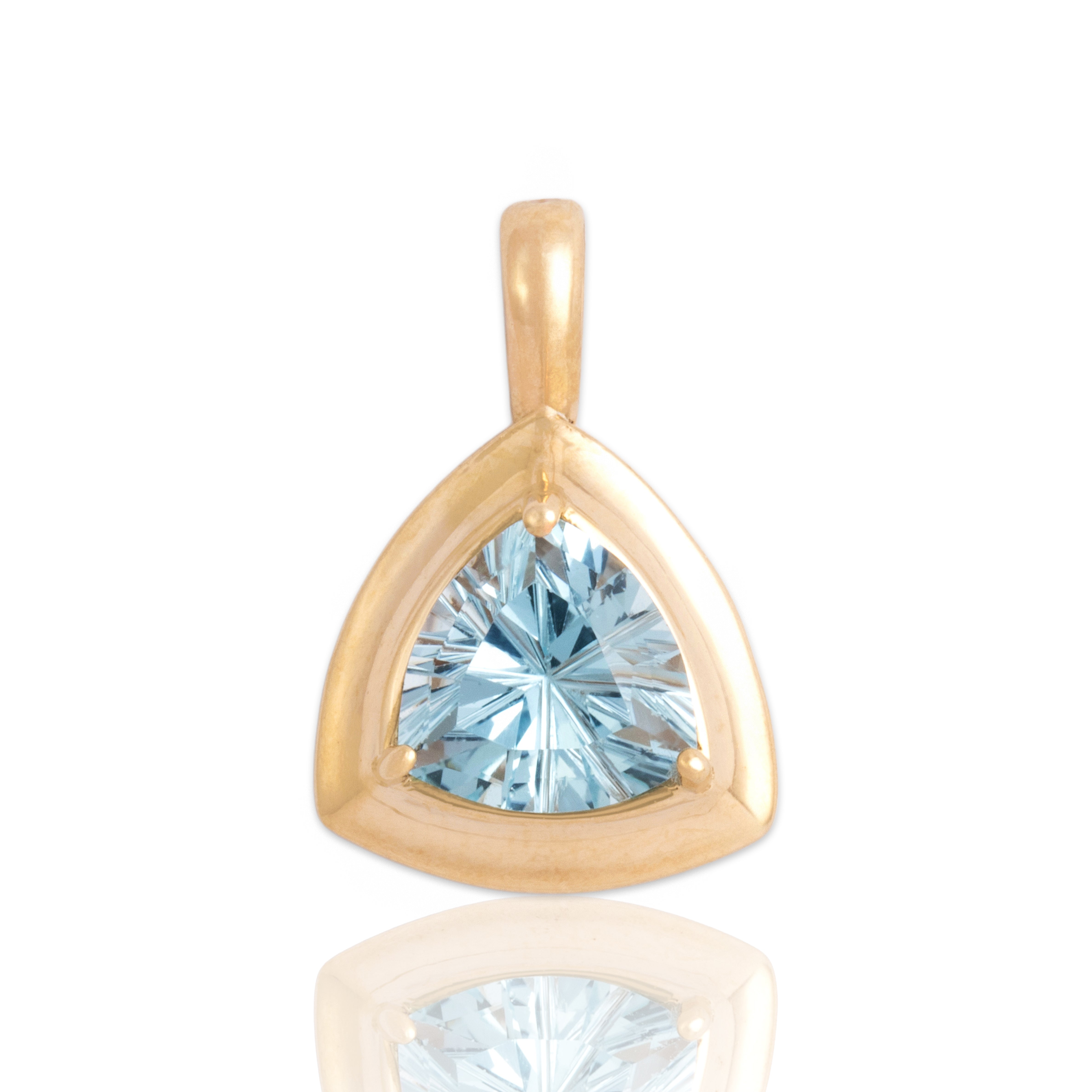 Vintage 14k Yellow Gold 2.01ct Topaz Bright Fancy-Cut Trilliant Pendant - Close-up view