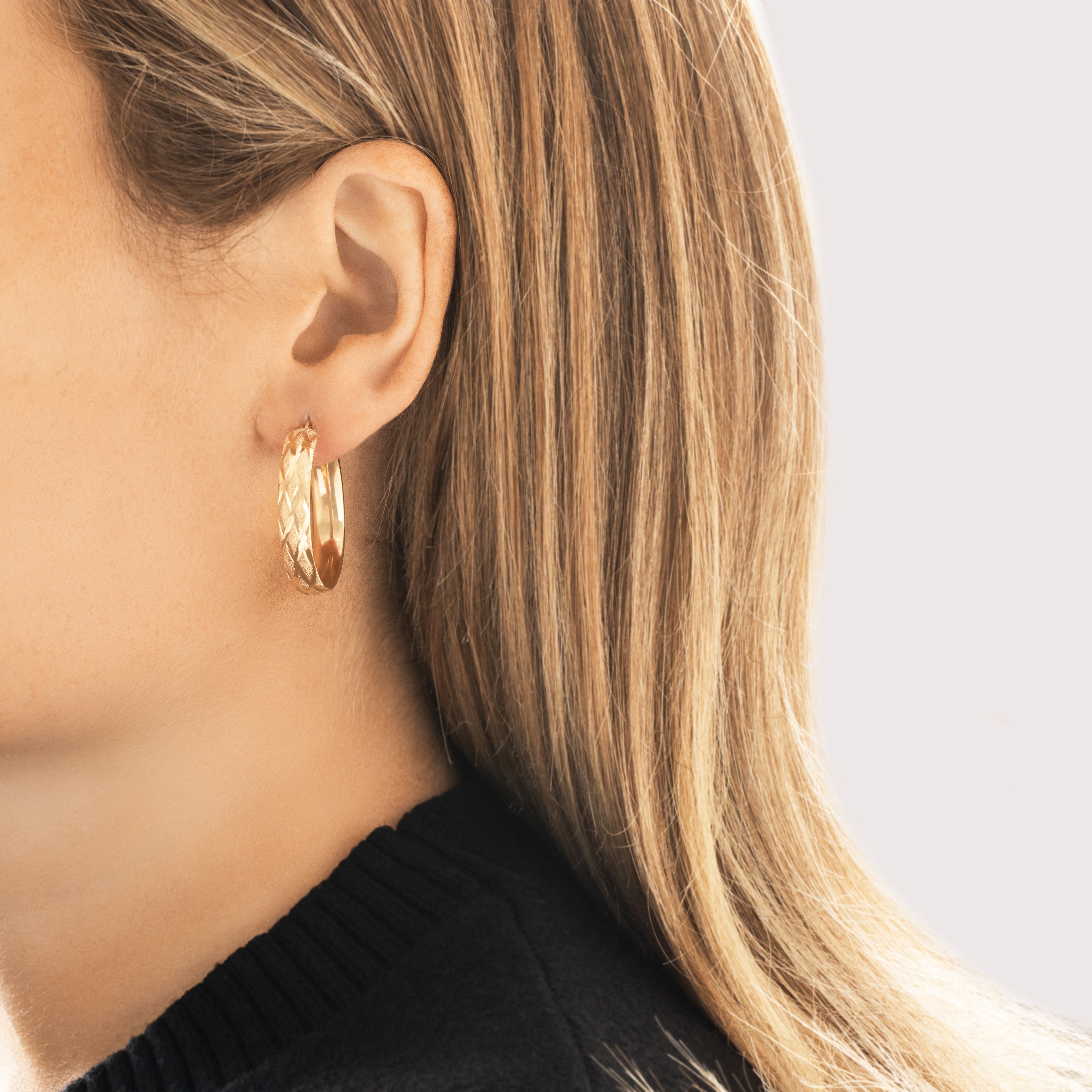 Vintage 14k Yellow Gold Incised Textured Harlequin Pattern Hoop Earrings - On model view