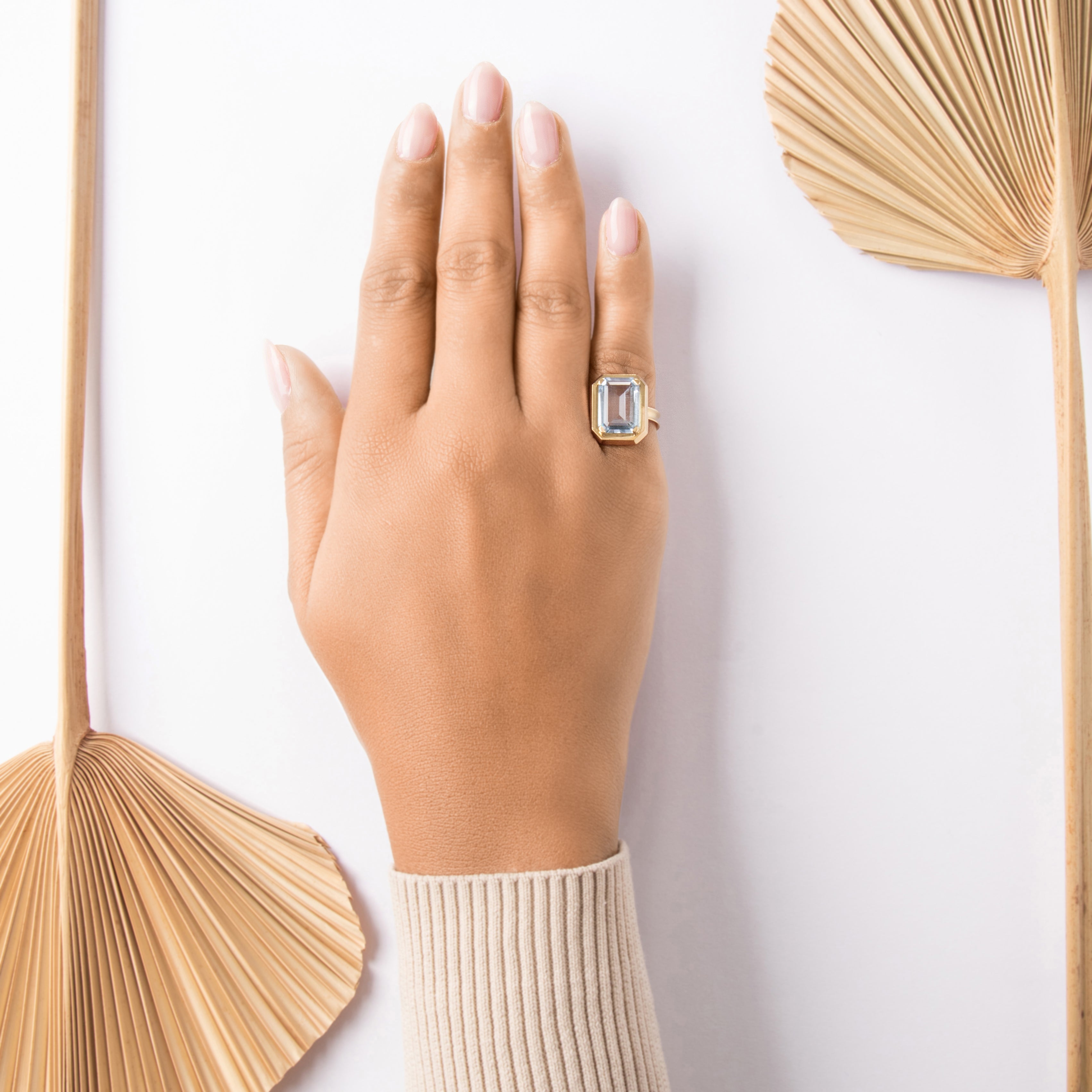Vintage 18k Yellow Gold 5.42ct Synthetic Spinel Bold Framed Flared Shank Cocktail Ring - On model view