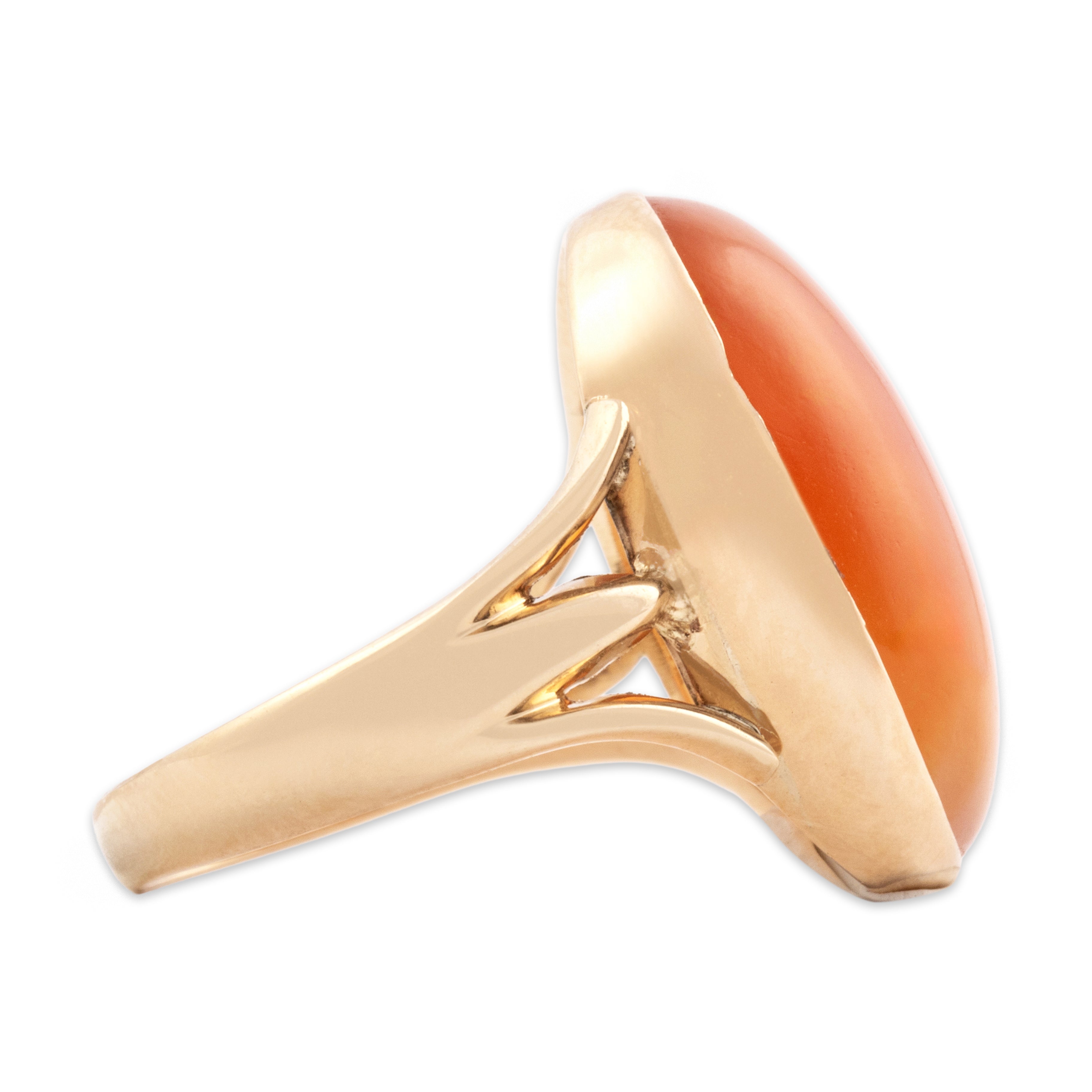 Antique Victorian 10k Yellow Gold 10.75ct Orange Agate Bold Bright Cabochon Ring - Side view