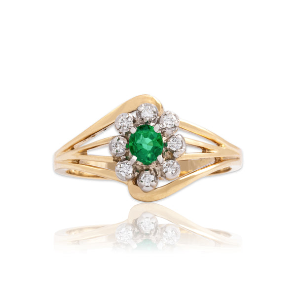 Vintage 14k Yellow Gold Emerald Diamond Pretty Open Shoulder Ring 6.50