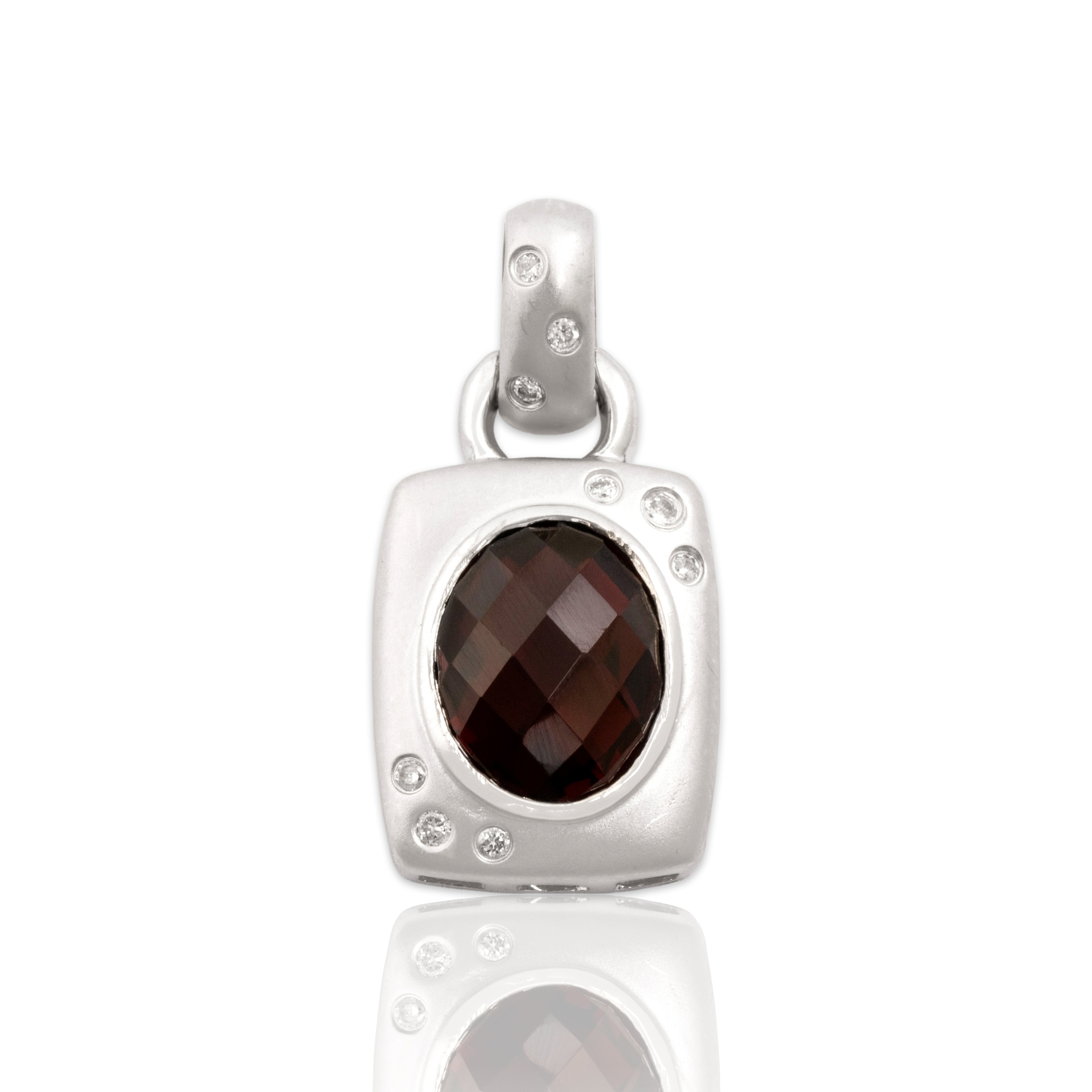 Vintage 14k White Gold 2.59ct Scarlet Garnet Diamond Satin Bezel Accent Pendant - Close-up view