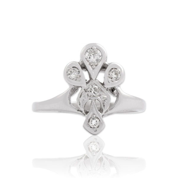 Vintage 14k White Gold Diamond Beautiful Engraved Fleur De Lis Ring 6.25