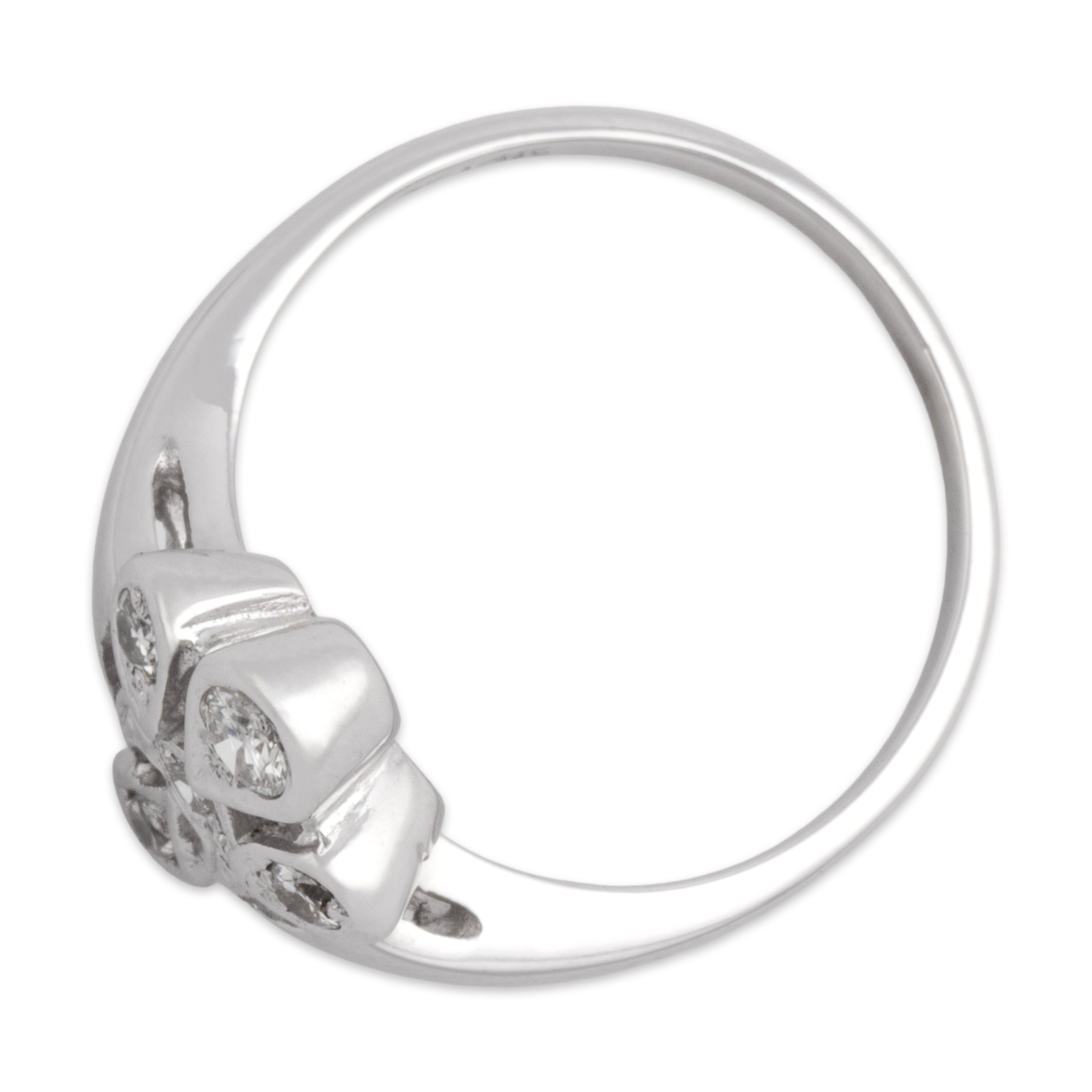 Vintage 14k White Gold Diamond Beautiful Engraved Fleur De Lis Ring - Overall view