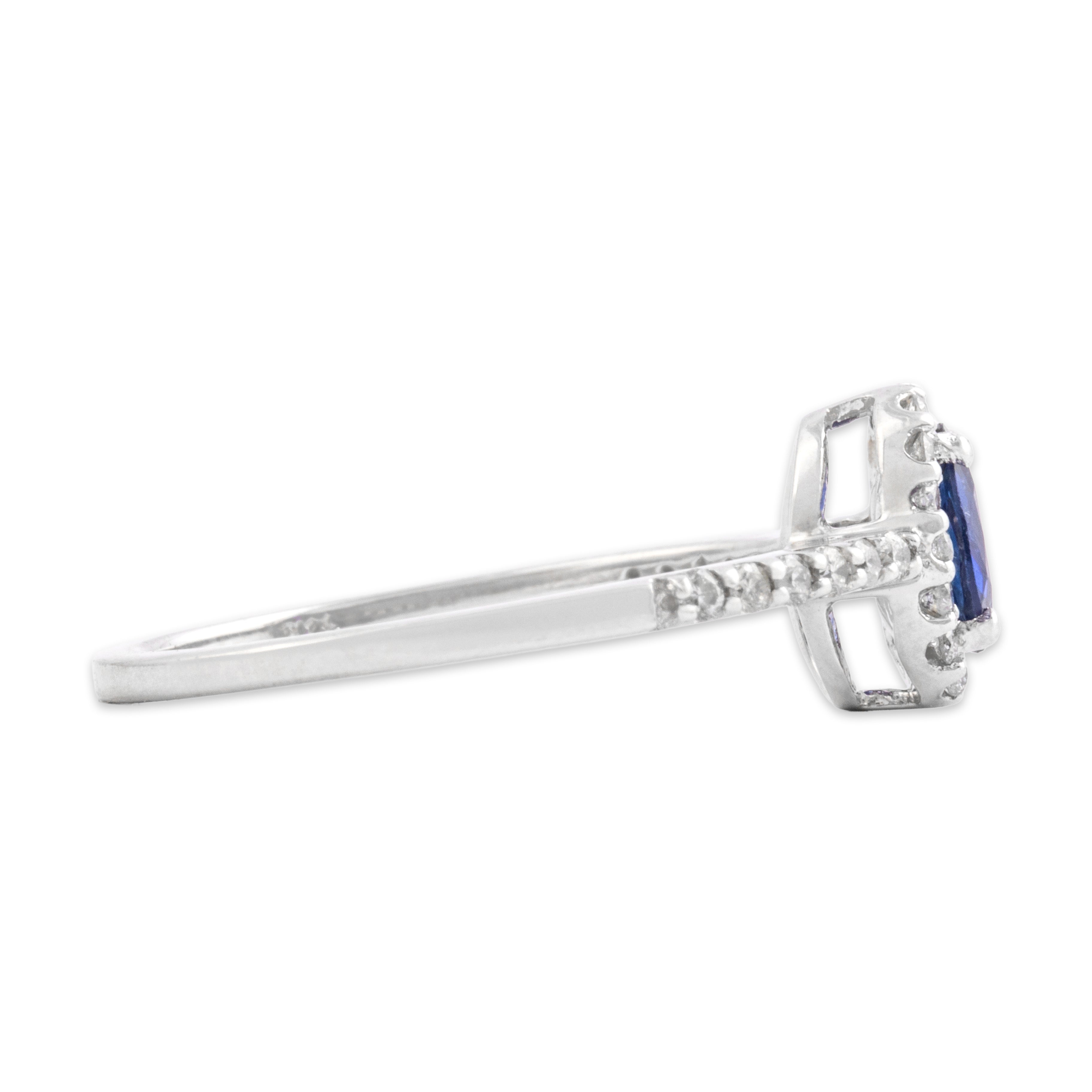 Vintage 14k White Gold Blue Sapphire Diamond Dazzling Classic Oval Halo Ring - Side view