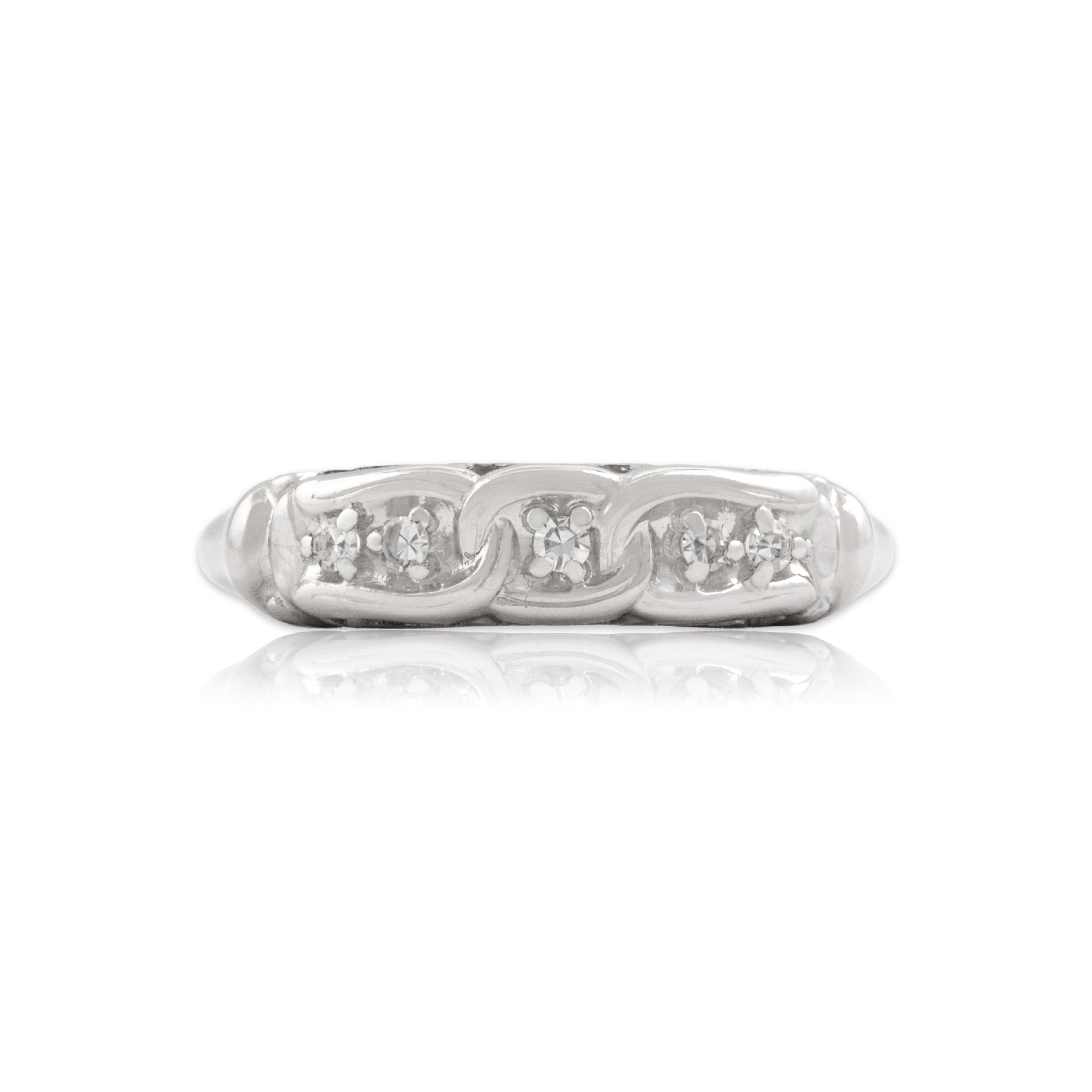 Vintage 14k White Gold Diamond Continuous Love Knot Band Ring - Close-up view