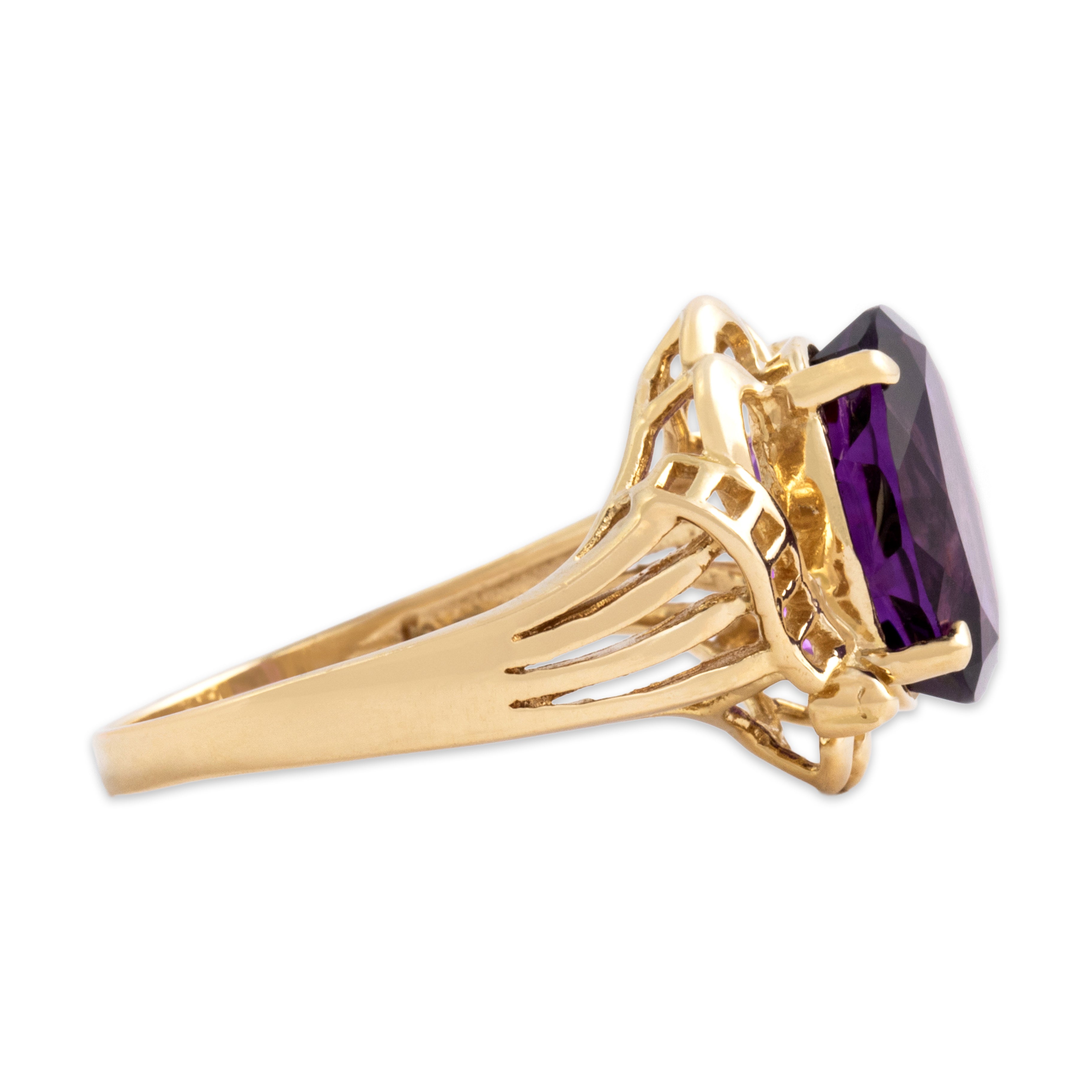 Vintage 14k Yellow Gold 3.22ct Amethyst Royal Scrolling Oval Ring - Side view