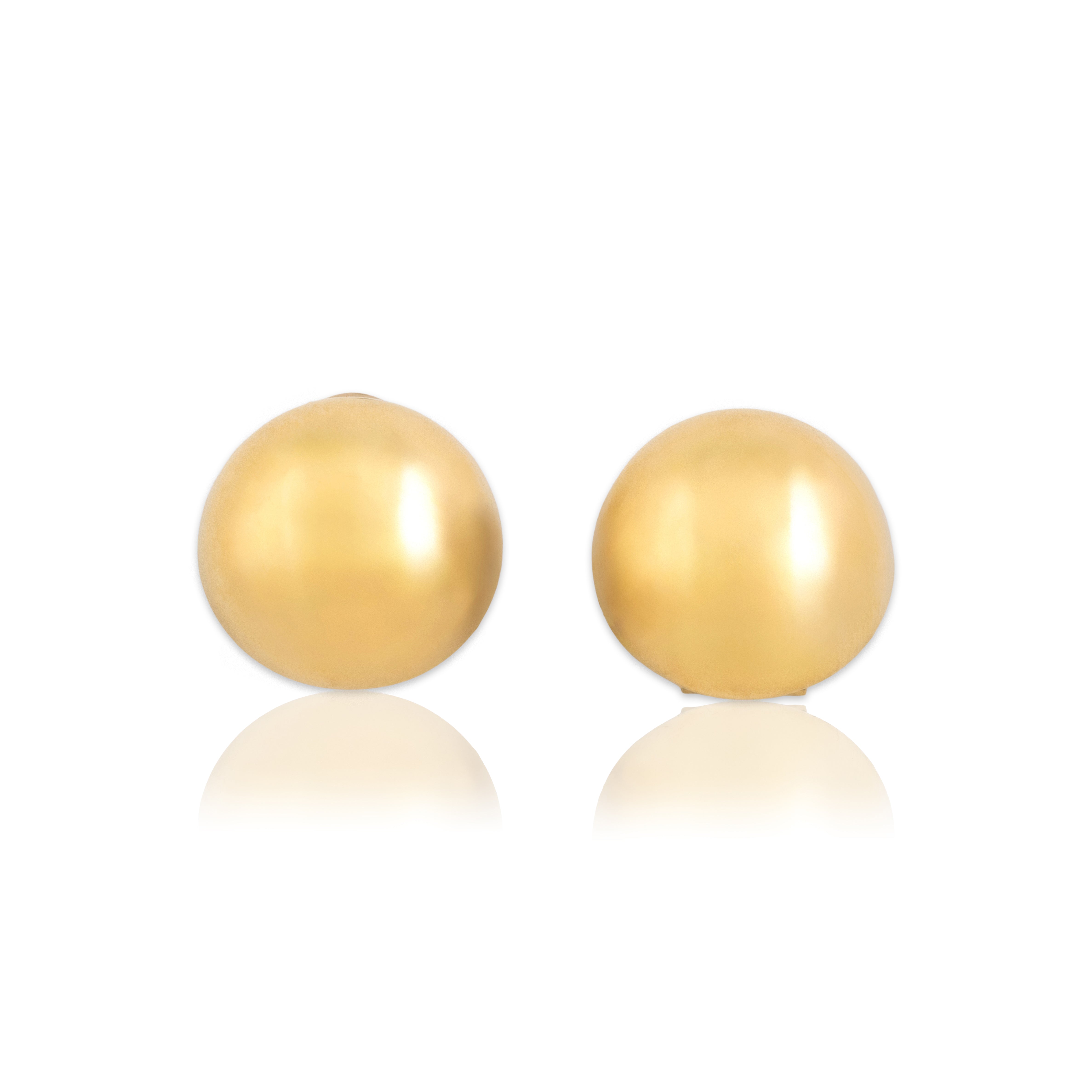 Vintage Italian 18k Yellow Gold Chunky Bauble Ball Omega-Back Earrings - Close-up view