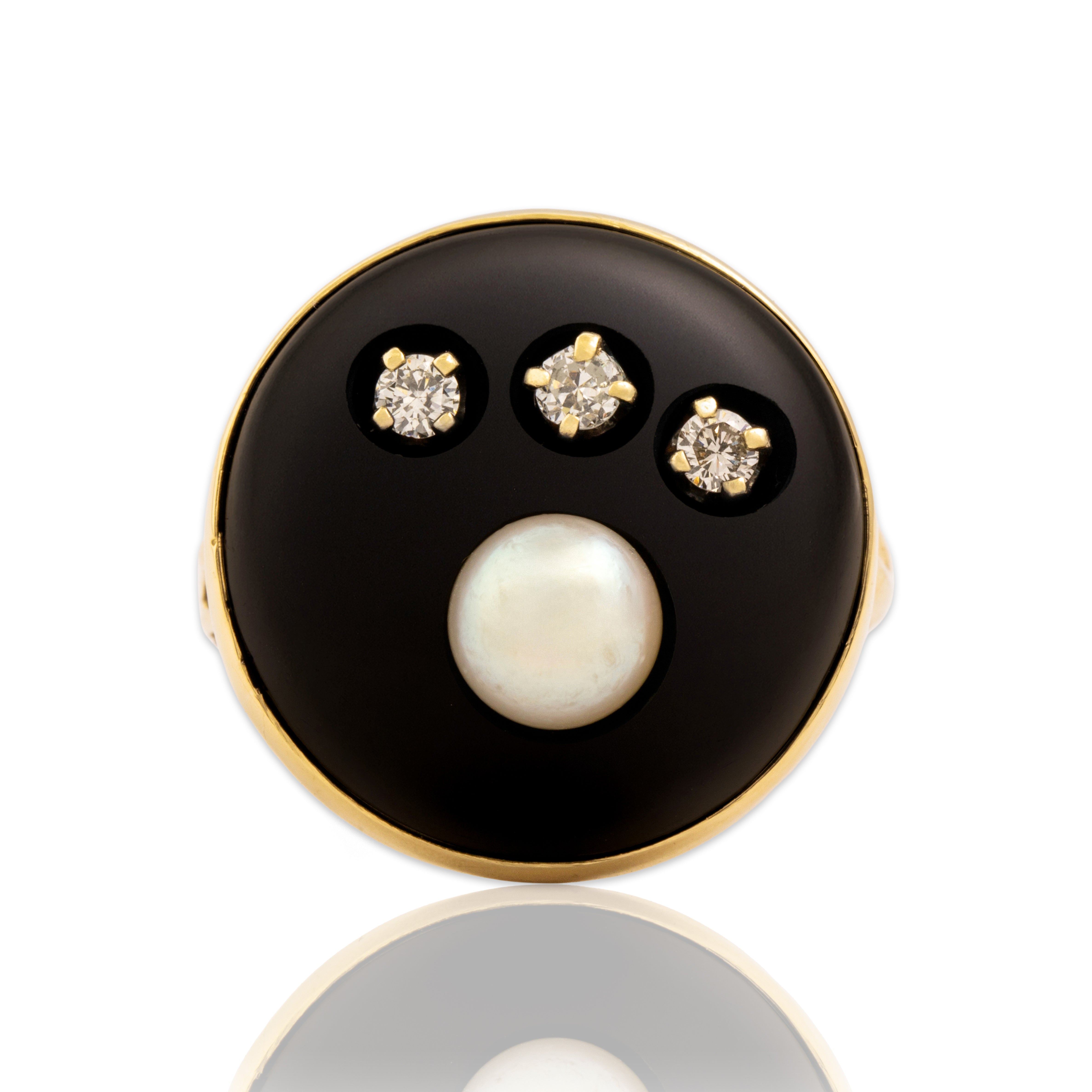 Vintage Heavy 14k Yellow Gold Diamond Onyx Pearl Mod-Style Inset Ring - Close-up view