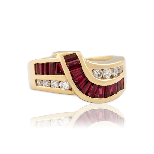 Vintage Heavy 14k Yellow Gold 1.53cttw Ruby Diamond Swooping Channel Band Ring - Close-up view