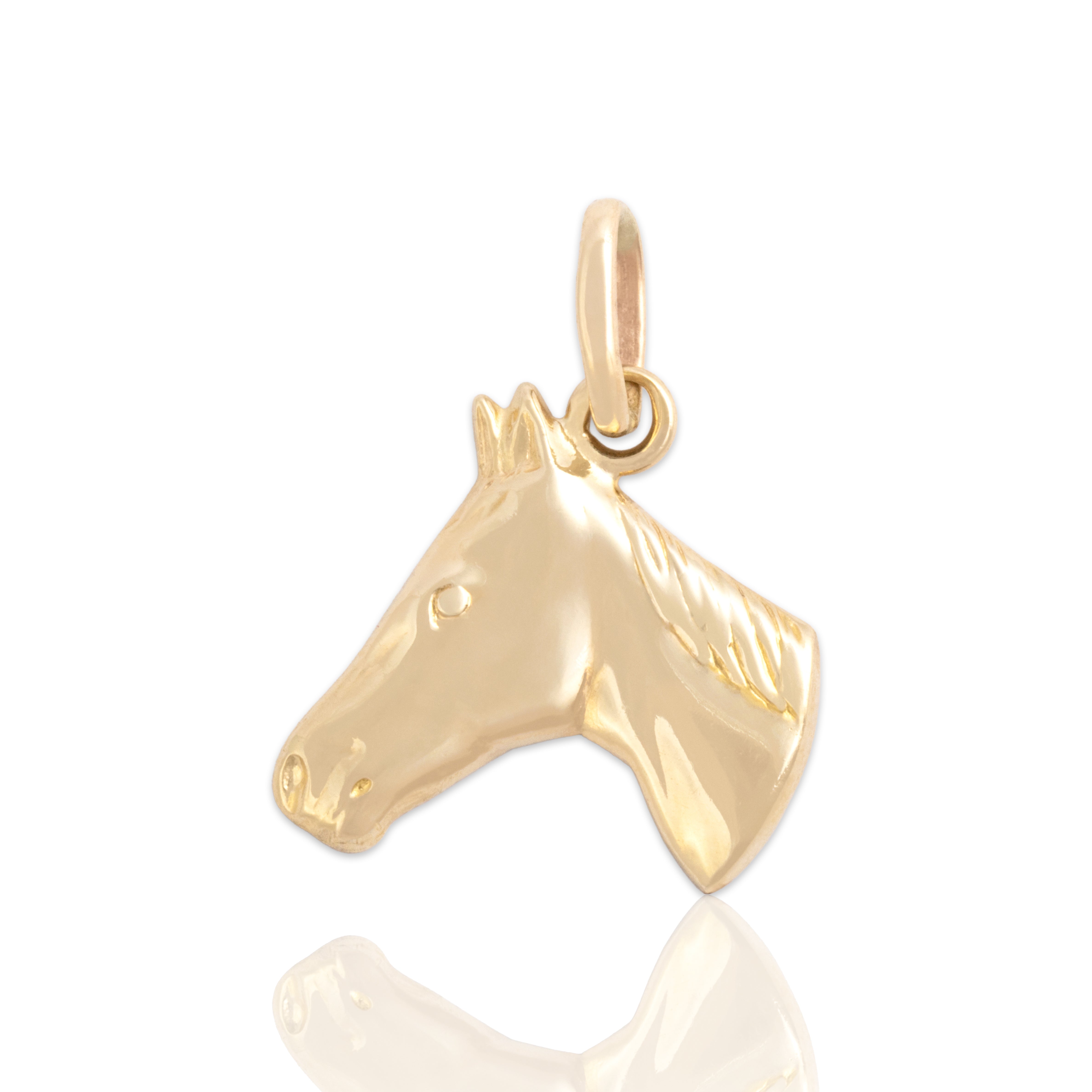 Vintage 14k Yellow Gold Gentle Horse Charm / Pendant - Close-up view