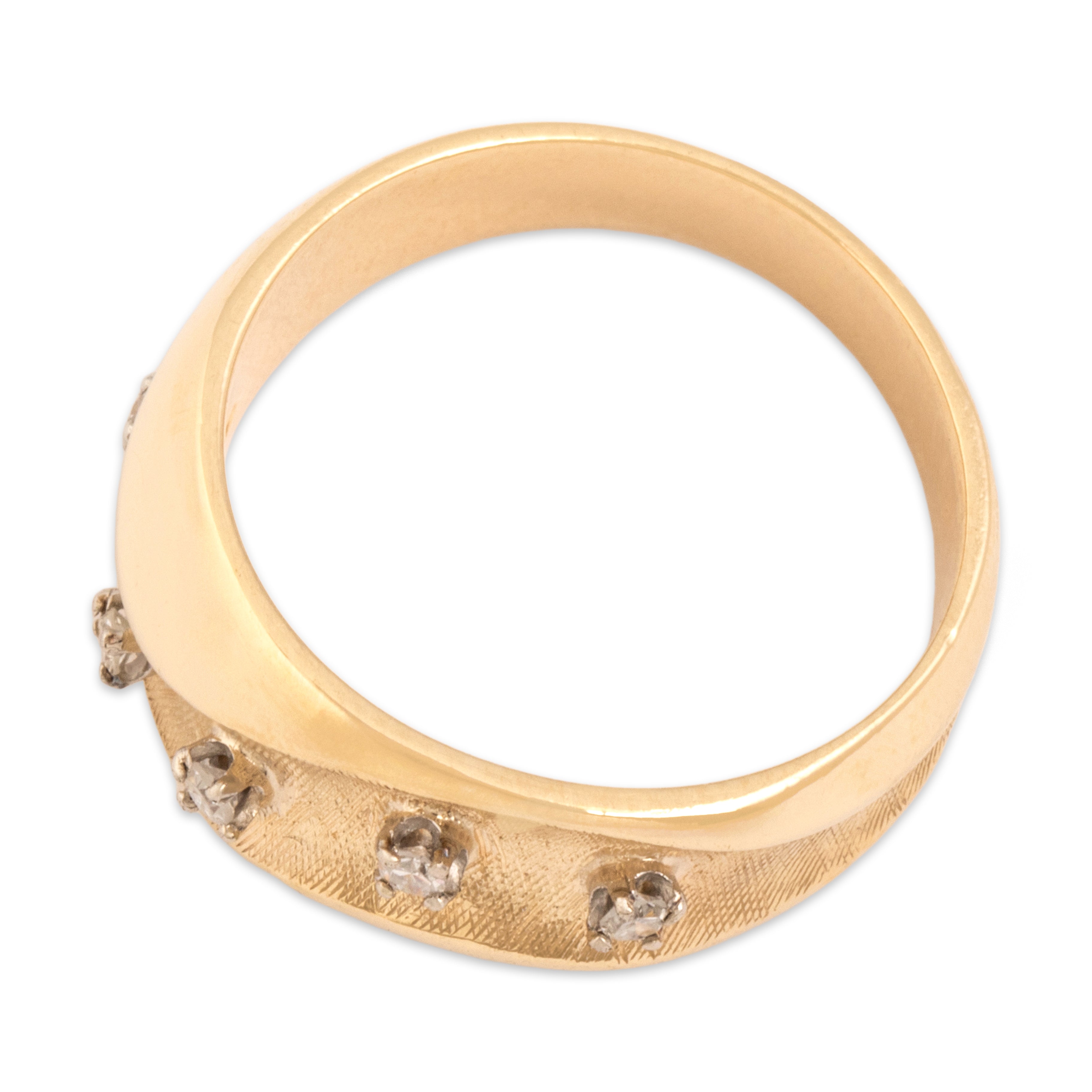 Vintage 14k Yellow Gold Diamond Sleek Textured Wave Band Ring - Overall view