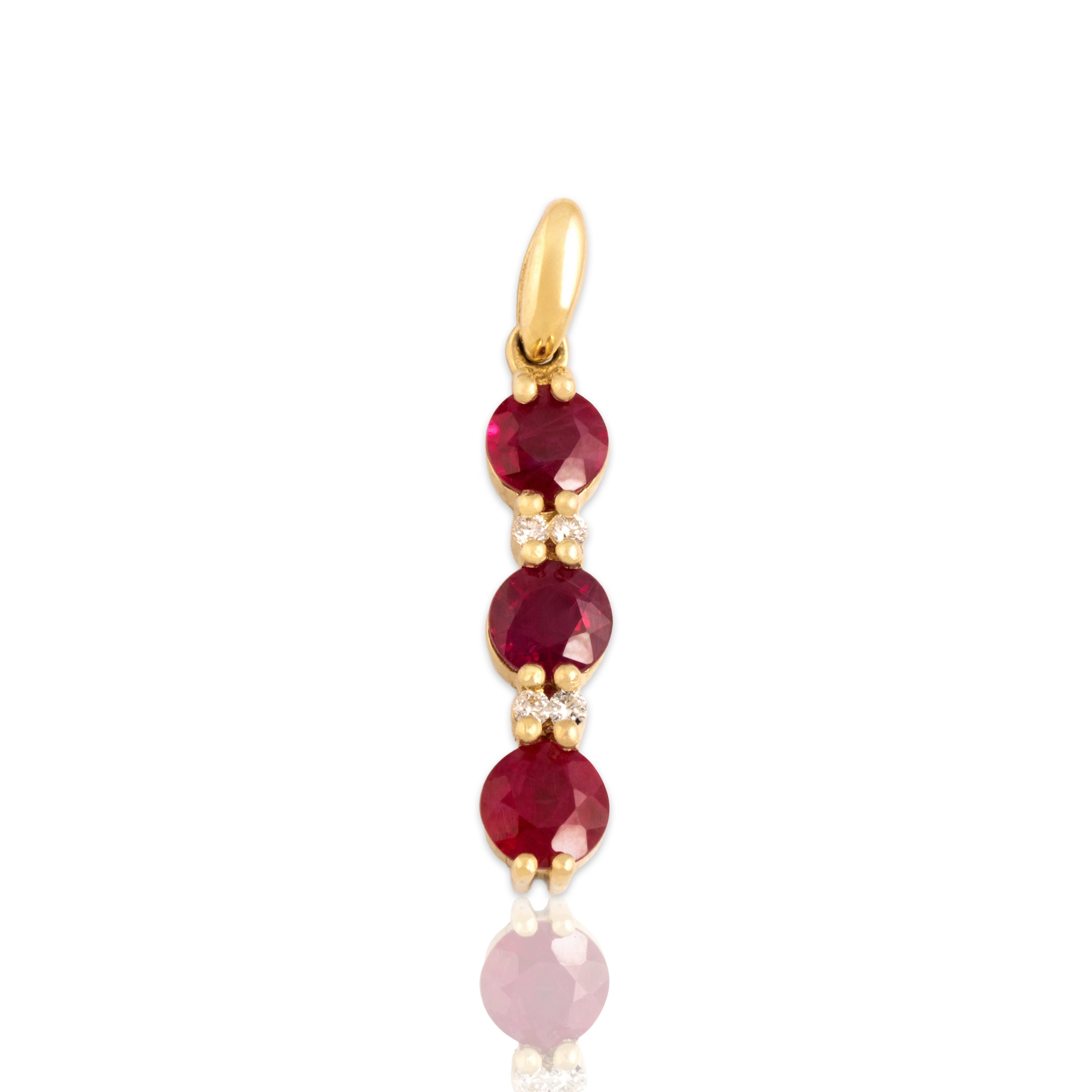 Vintage 14k Yellow Gold 1.04cttw Ruby Diamond Elegant Alternating Dangle Trio Pendant - Close-up view