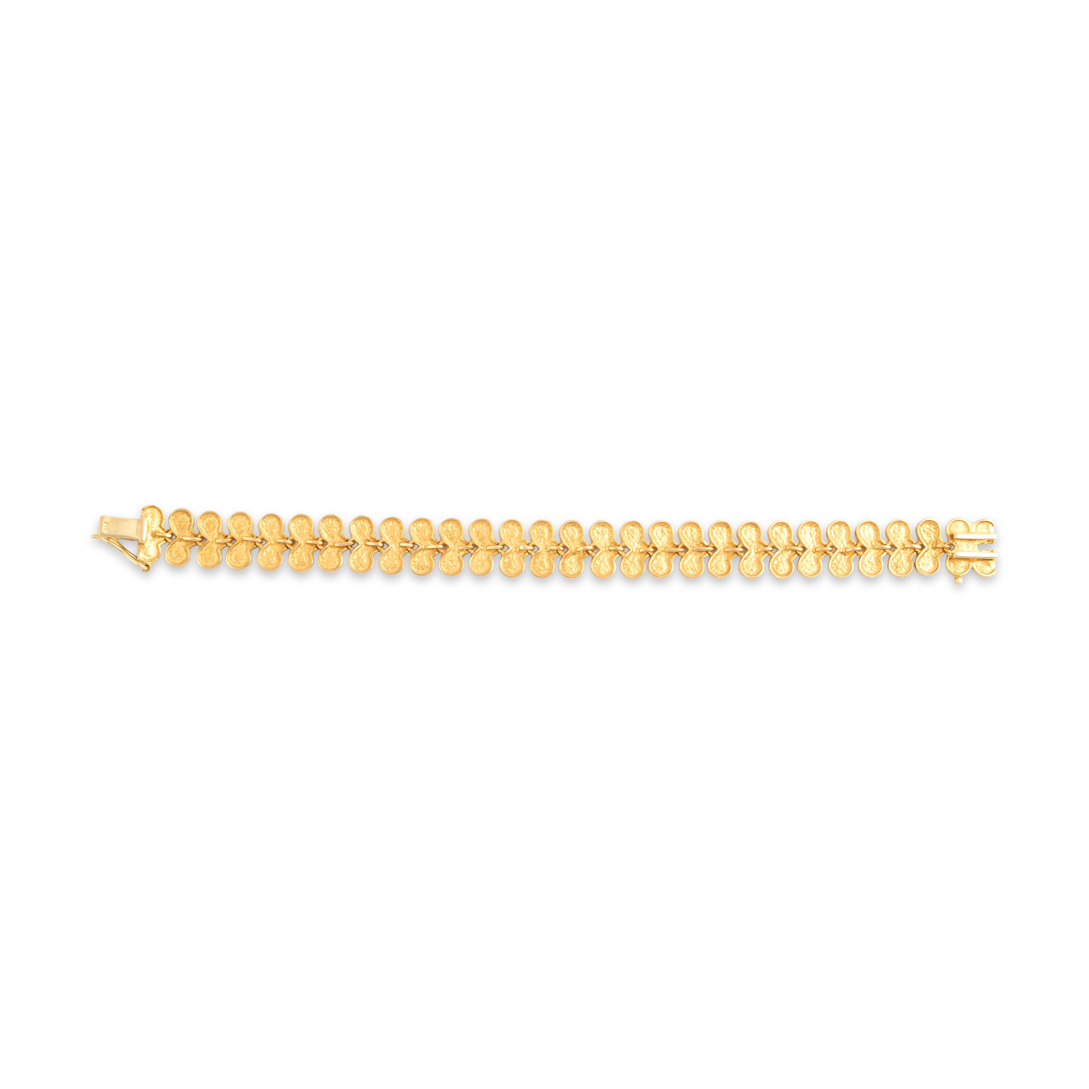 Vintage 18k Yellow Gold Fantastic Classical-Style Swirled Link Bracelet 6.75