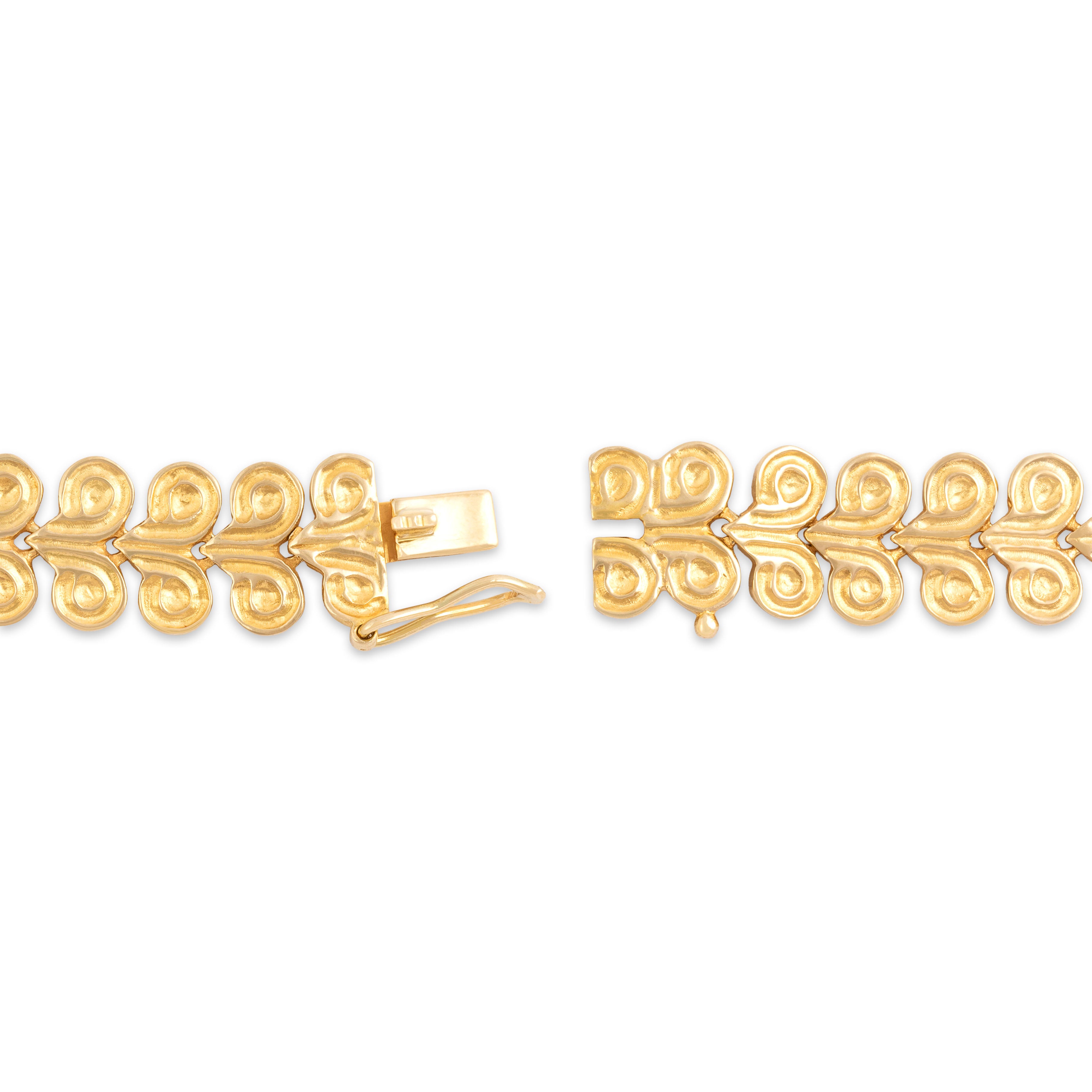 Vintage 18k Yellow Gold Fantastic Classical-Style Swirled Link Bracelet 6.75
