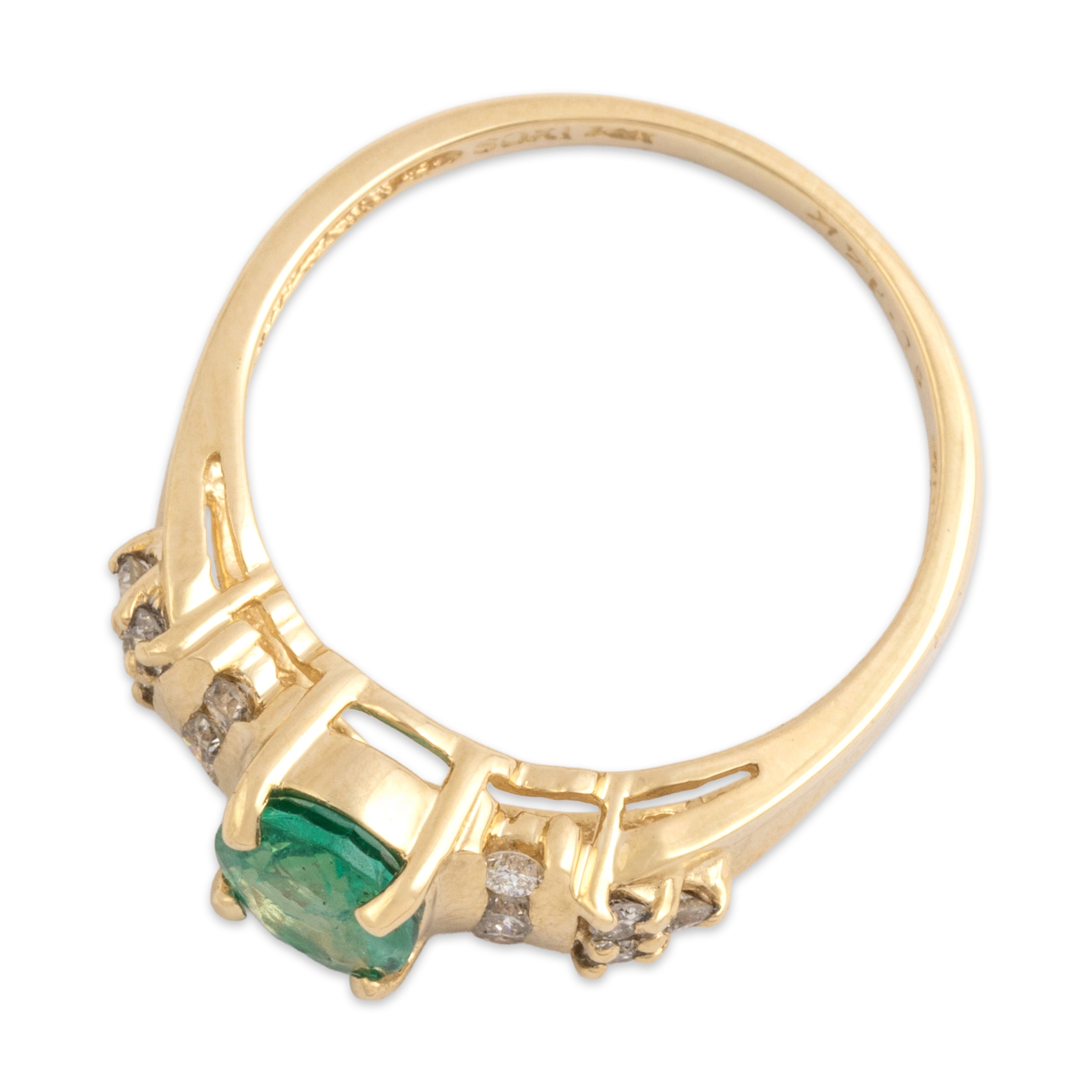Vintage 14k Yellow Gold .89ct Emerald Diamond Vivid Channel Shoulder Ring - Overall view