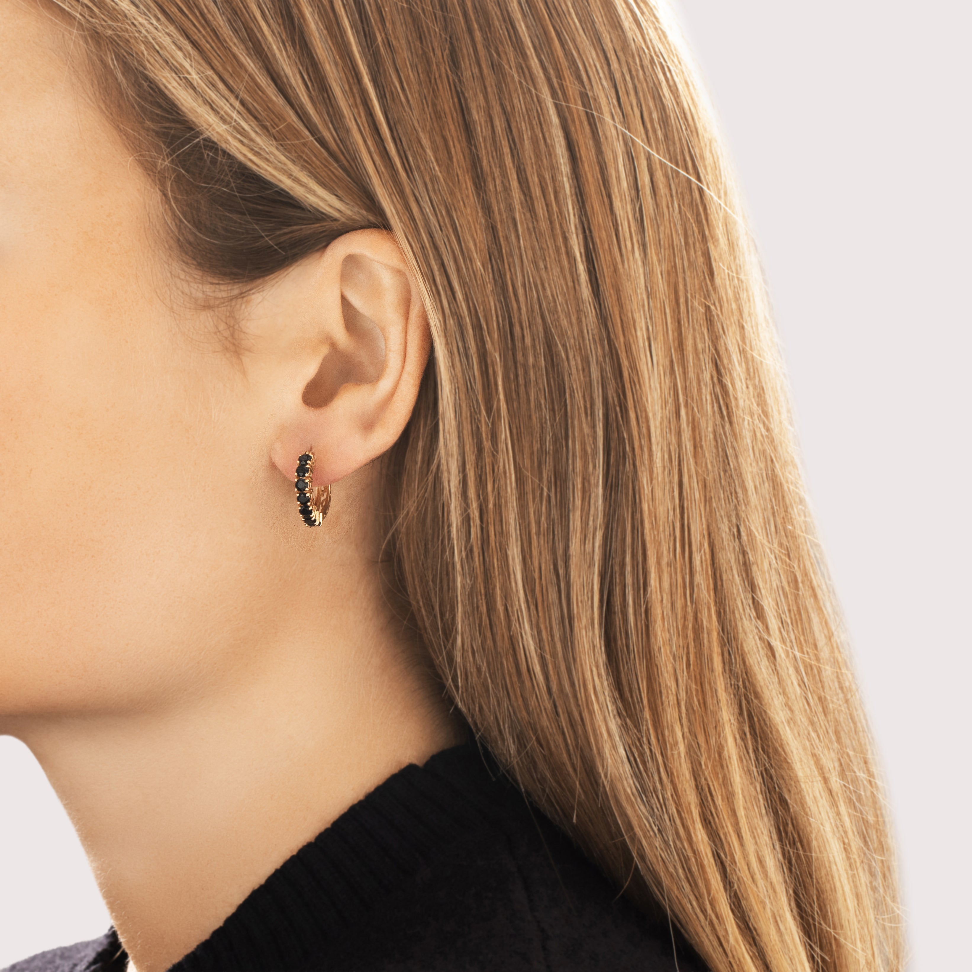 Vintage 14k Yellow Gold 1.24cttw Onyx Embellished Openwork Filigree Hoop Earrings - On model view