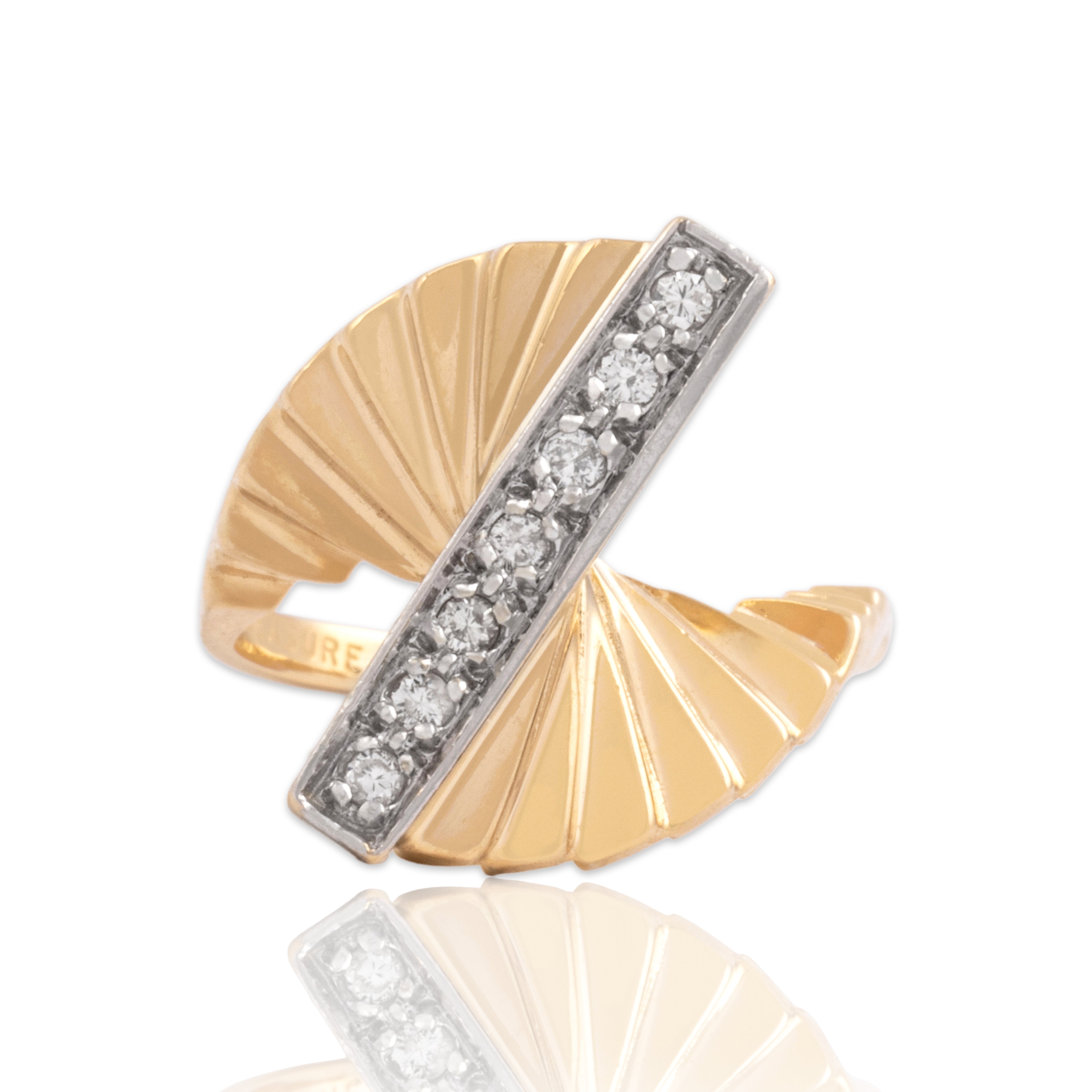 Vintage 14k Yellow Gold Diamond Dazzling Cocktail Fan Ring - Close-up view