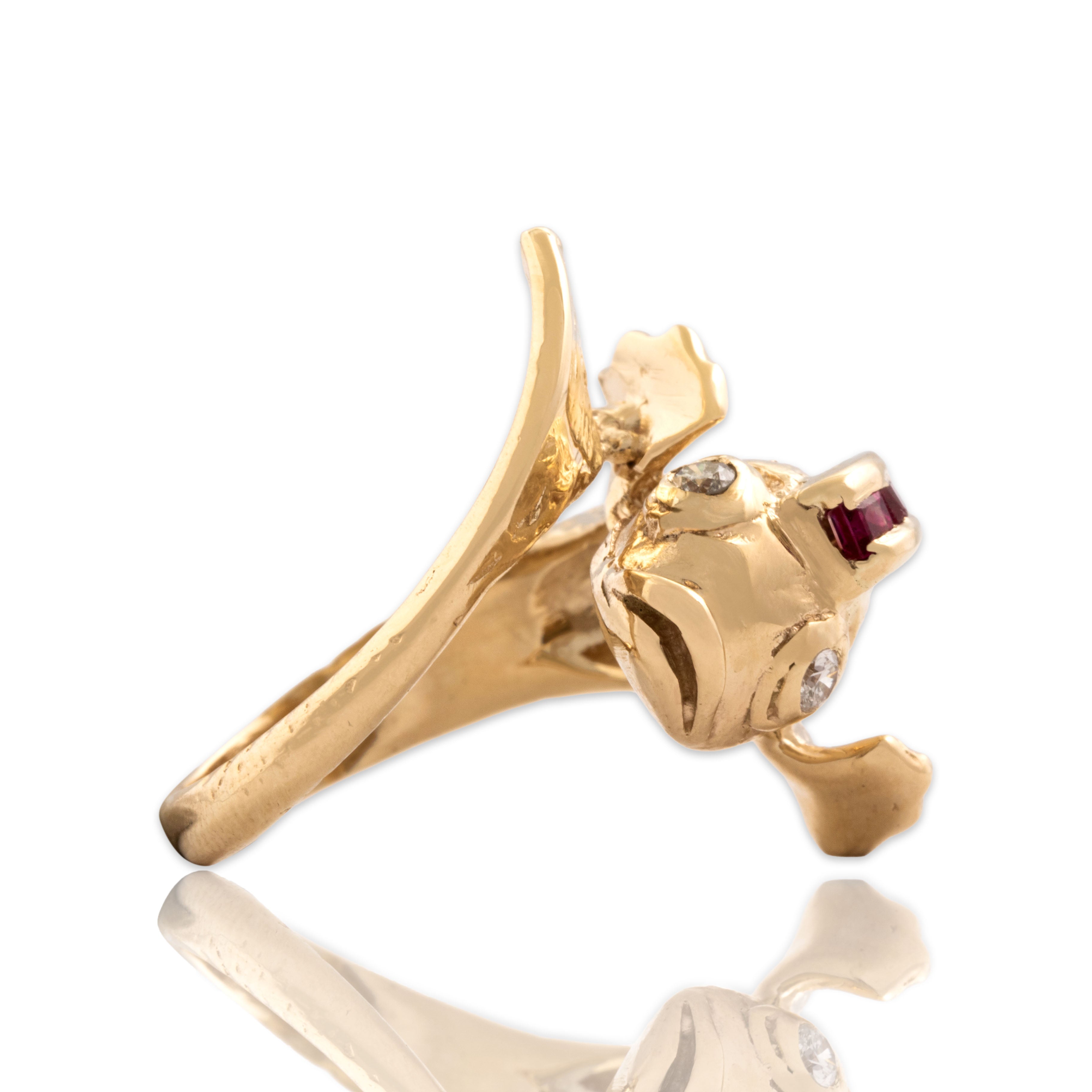 Vintage 14k Yellow Gold Ruby Diamond Gurgling Wrapping Fish Ring 5.75