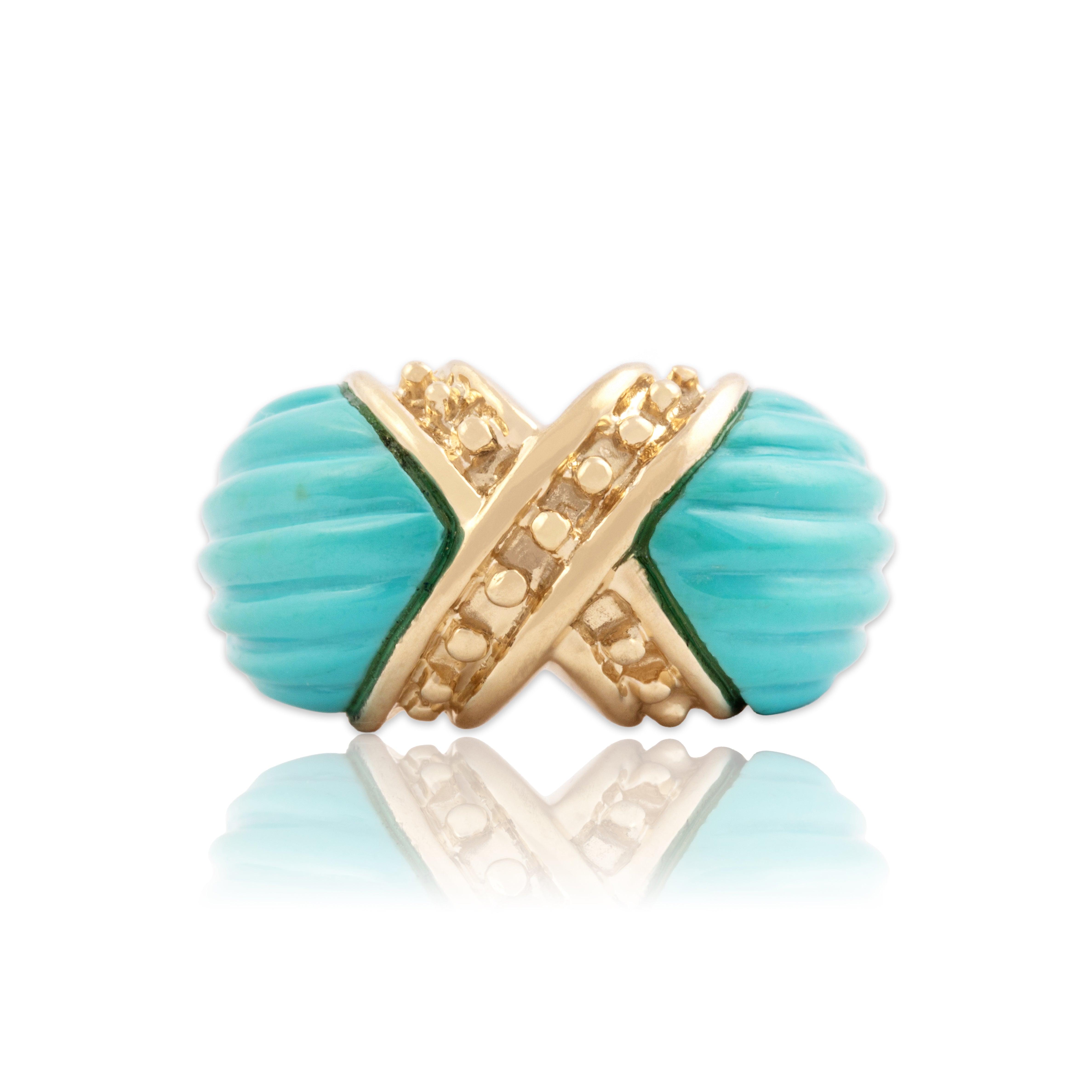 Vintage 14k Yellow Gold Turquoise Chunky Ribbed Shoulder X Accent Band Ring - Close-up view