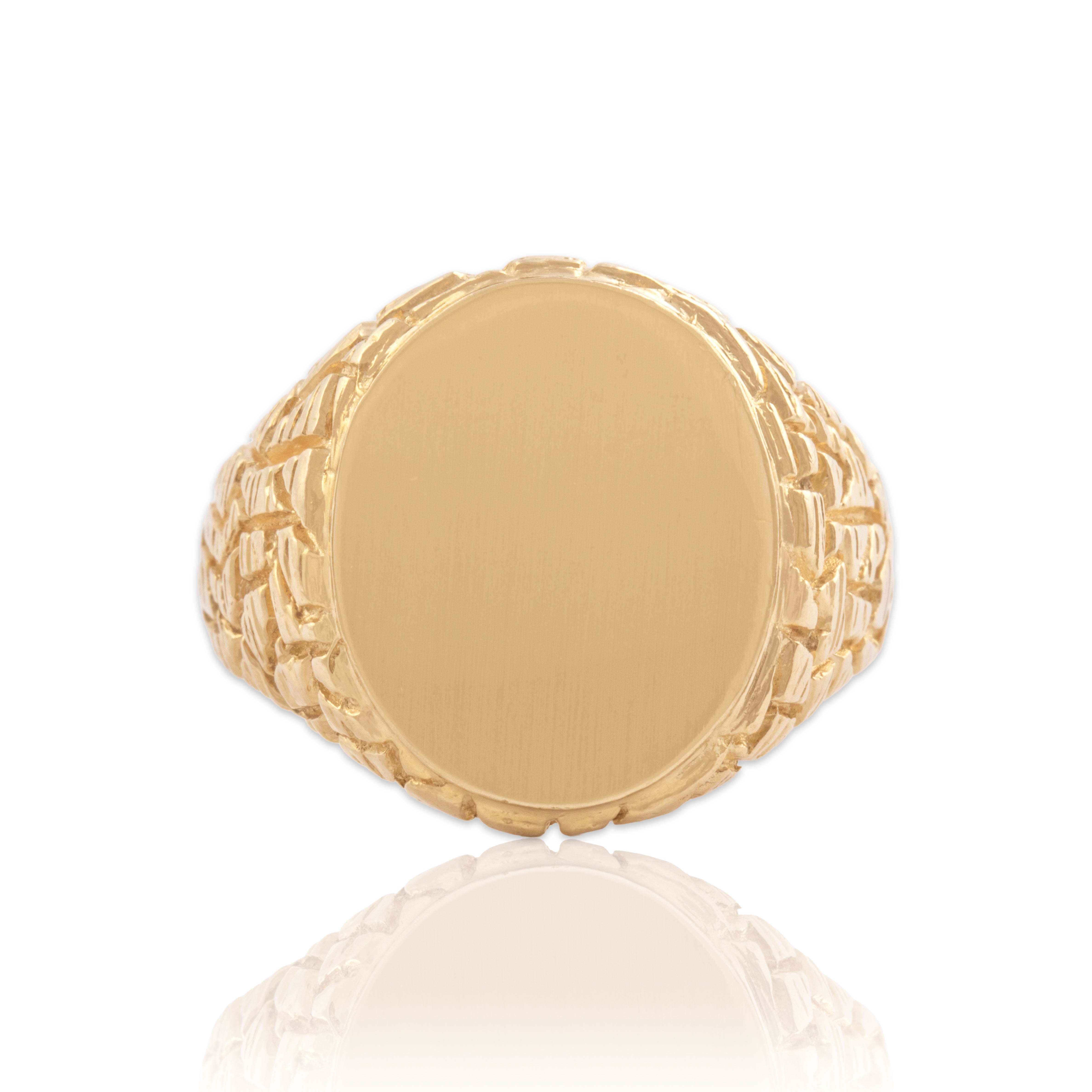 Vintage 14k Yellow Gold Abstract Carved Geometric Brushed Oval Signet Ring - Close-up view