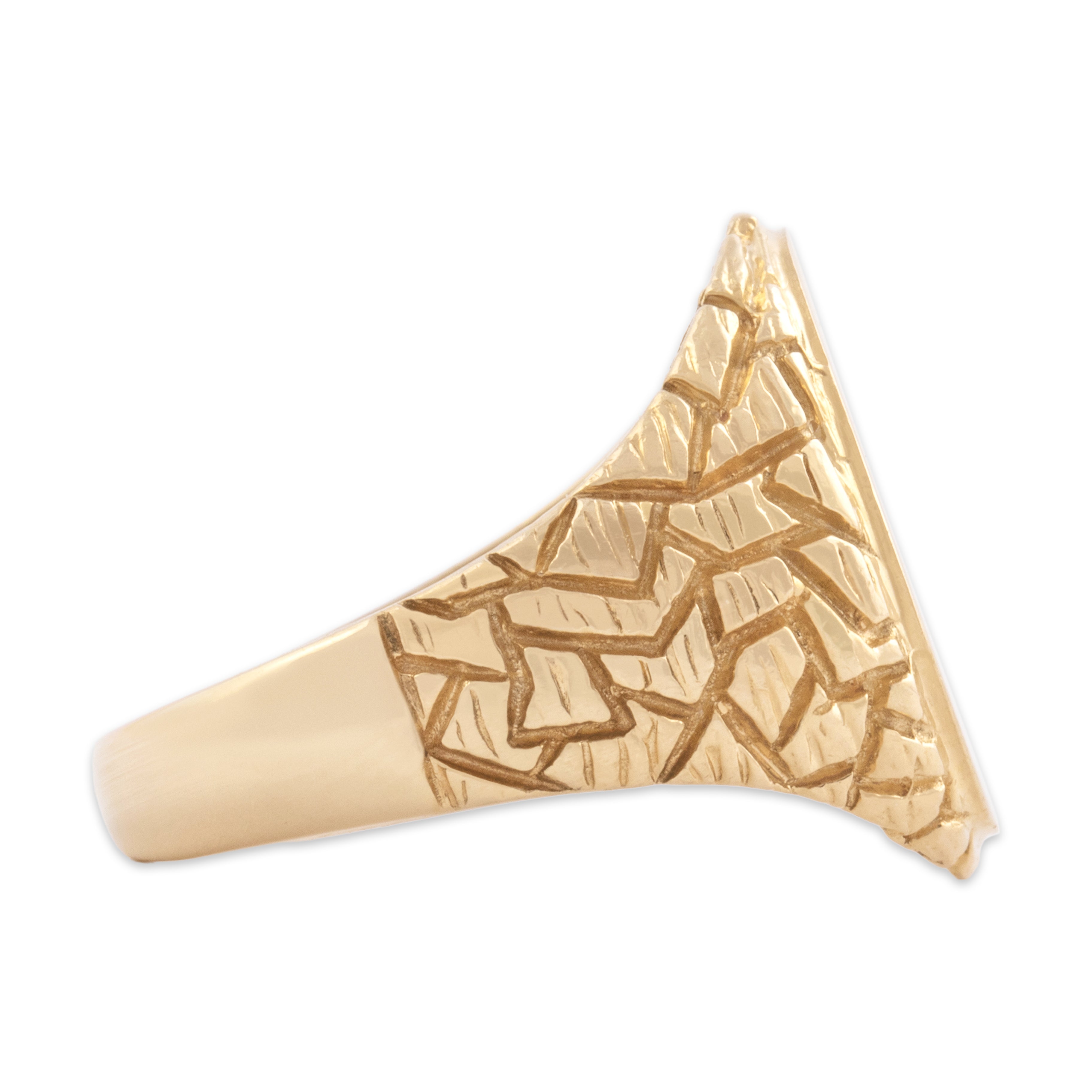 Vintage 14k Yellow Gold Abstract Carved Geometric Brushed Oval Signet Ring - Side view