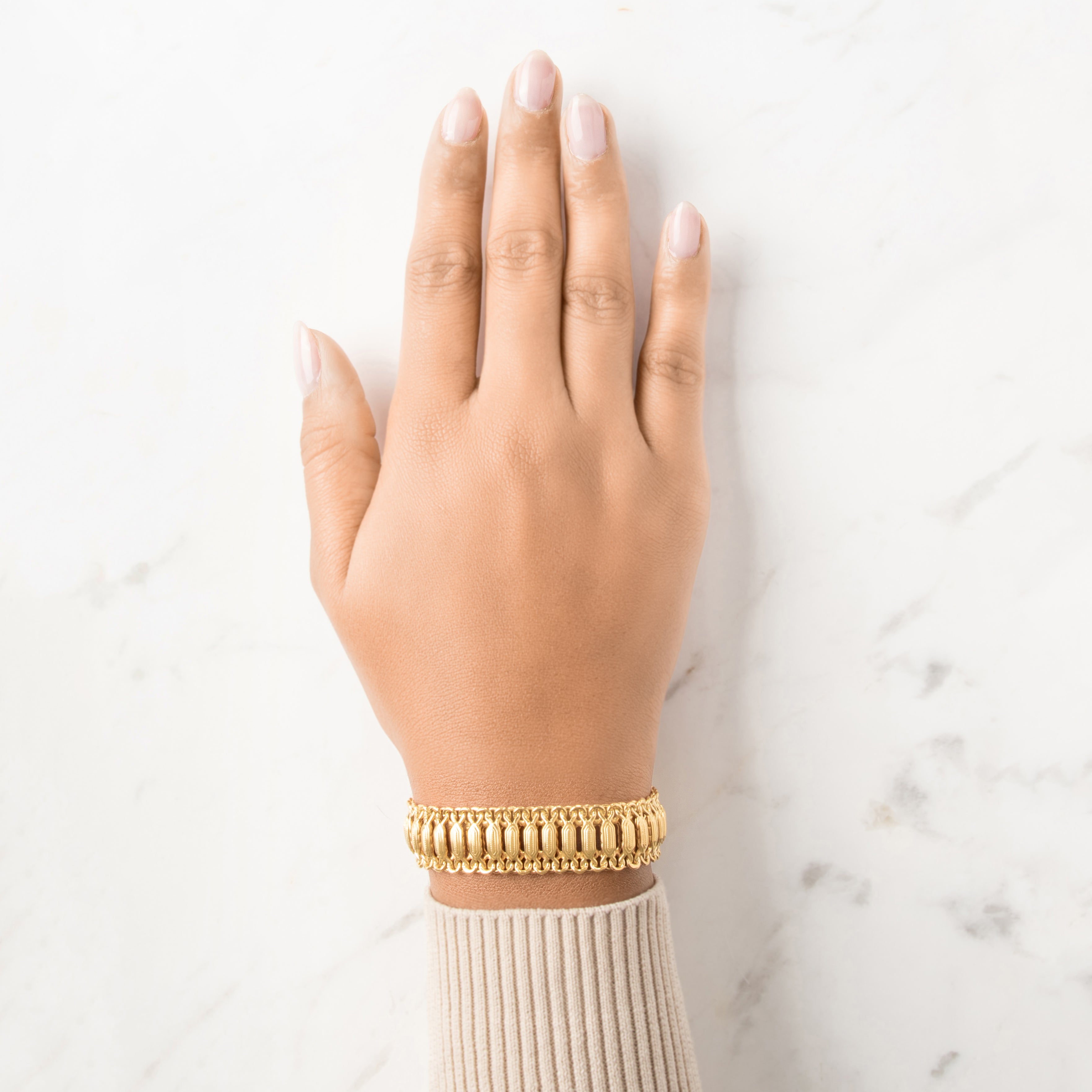 Vintage Italian 14k Yellow Gold Wide Detailed Bar Link Bracelet - On model view