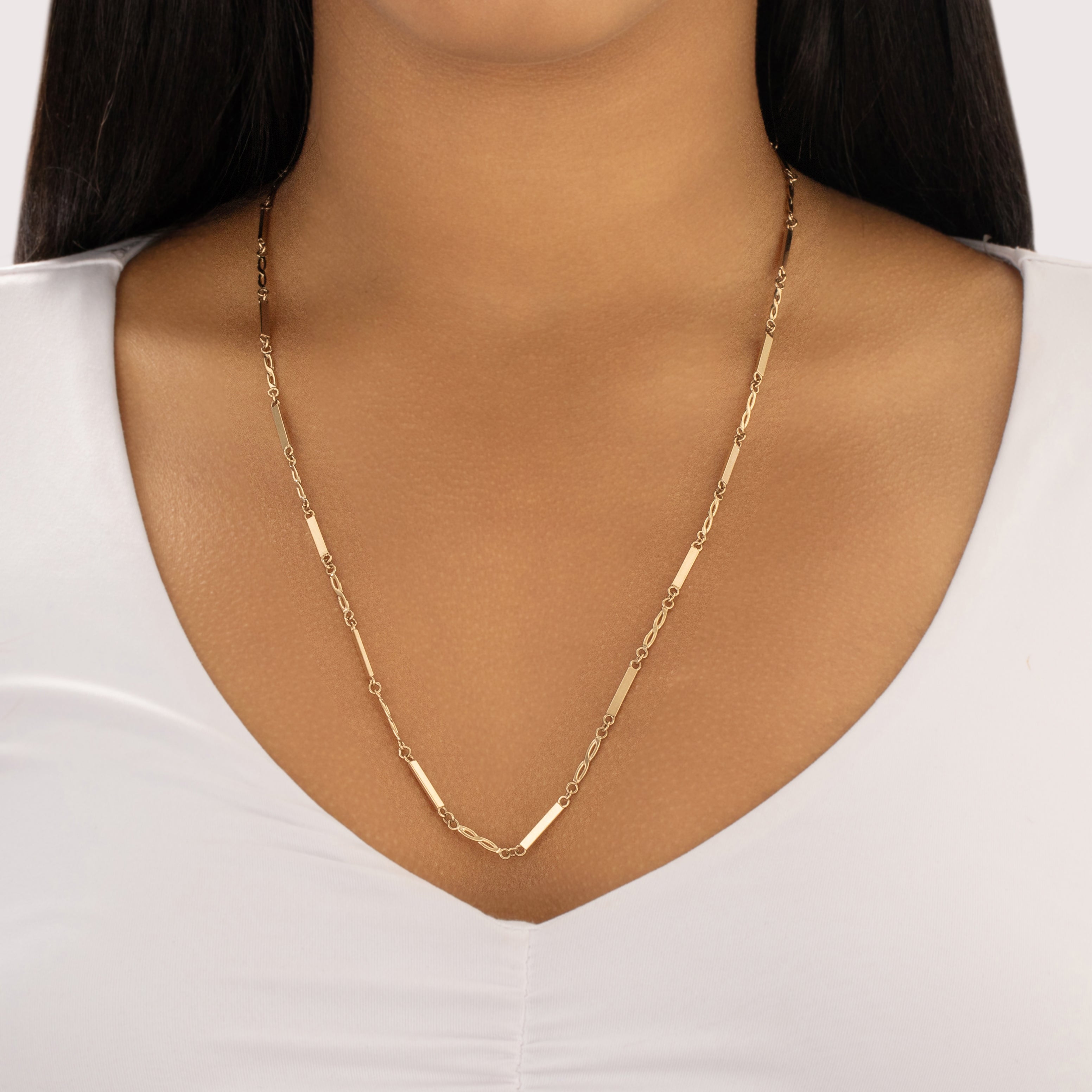 Vintage 14k Yellow Gold 2.3mm Long Infinity & Geometric Bar Link Chain - On model view