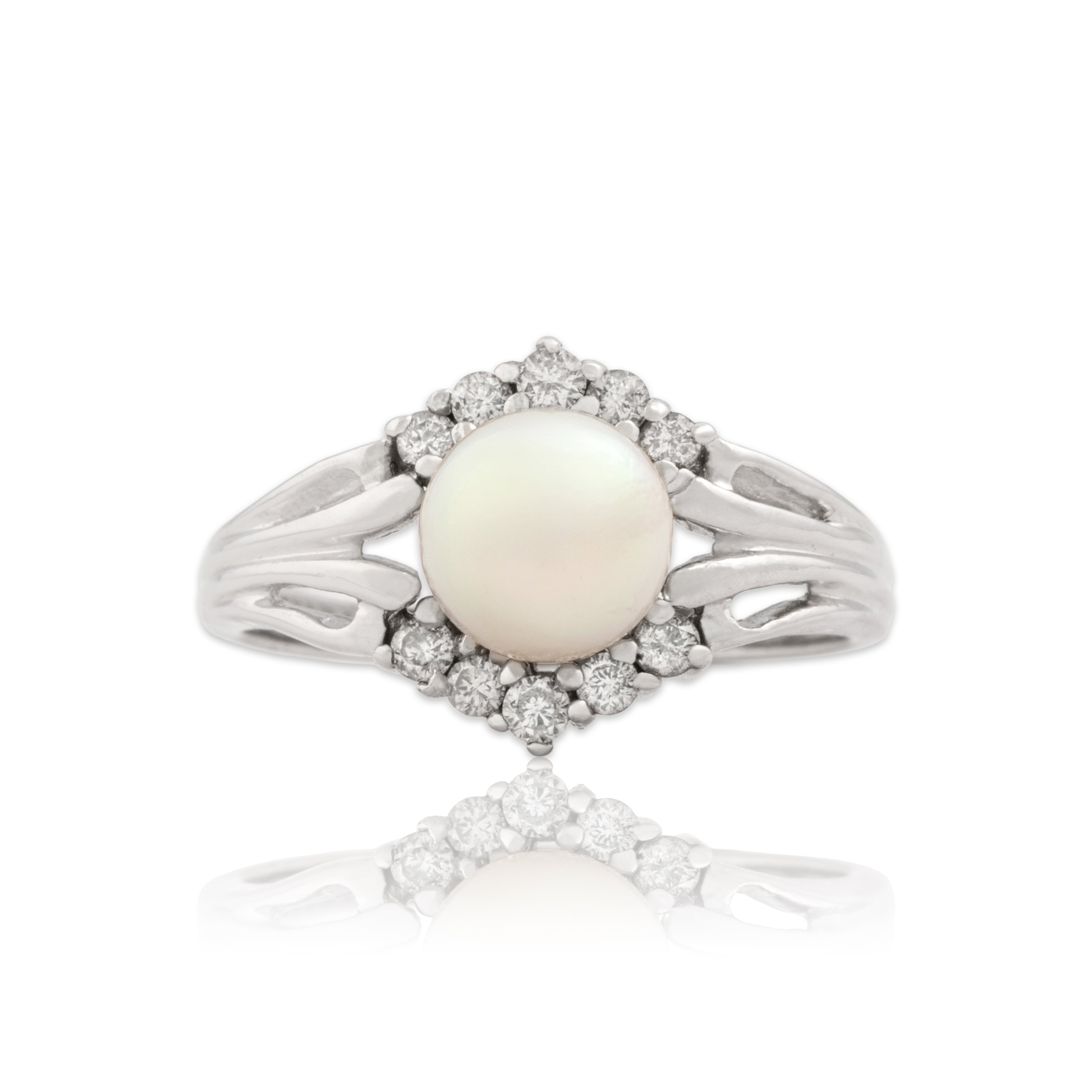 Vintage 14k White Gold Diamond Pearl Luminous Tiara Framed Split Shank Ring 6.00