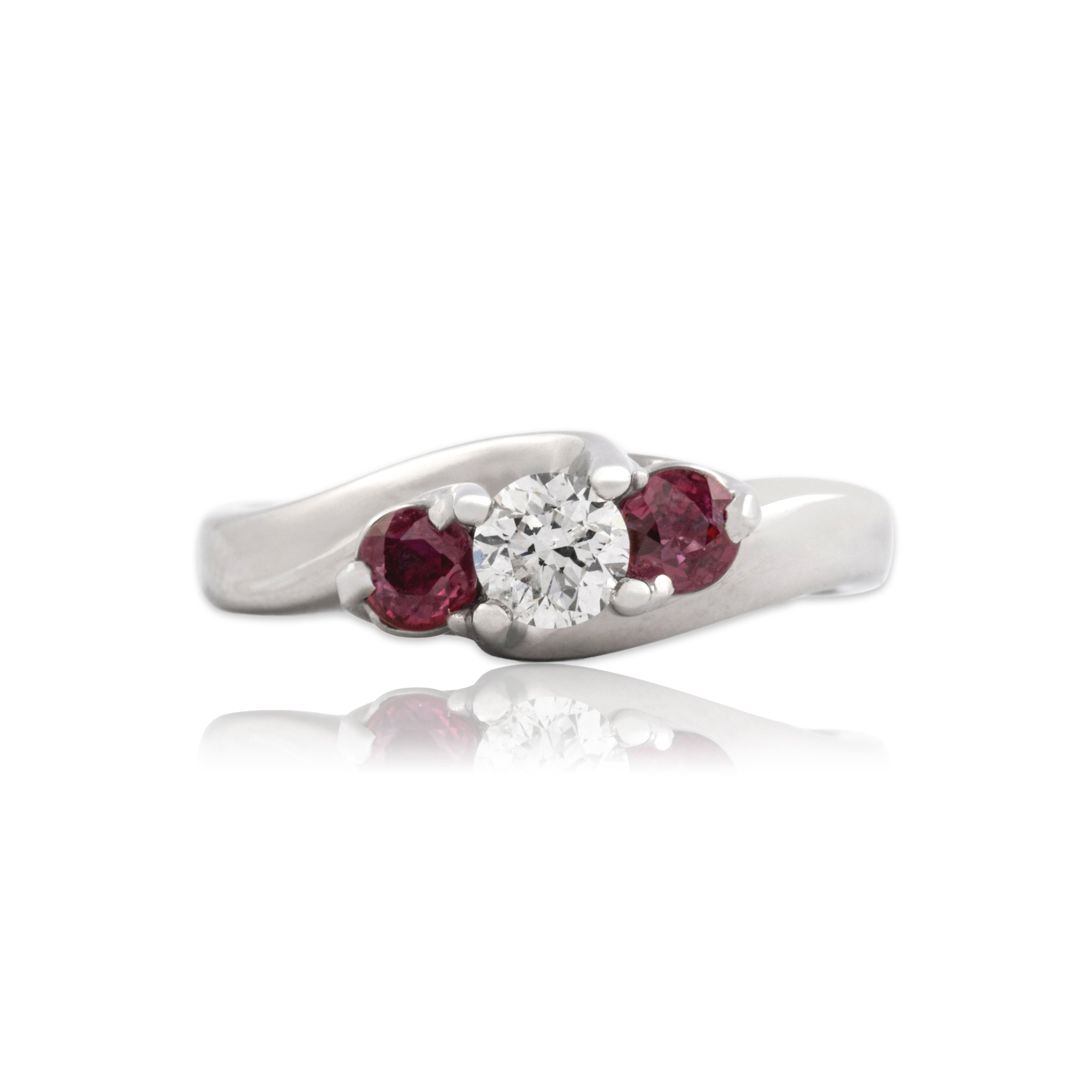 Vintage Heavy 14k White Gold Ruby Diamond Dazzling Trio Twist Ring 7.00