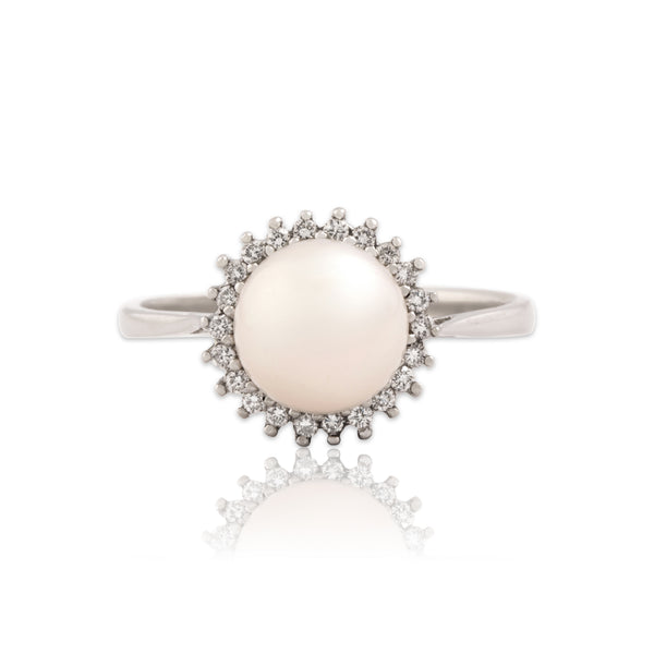 Vintage 14k White Gold Pearl Diamond Elegant Luminous Halo Ring - Close-up view