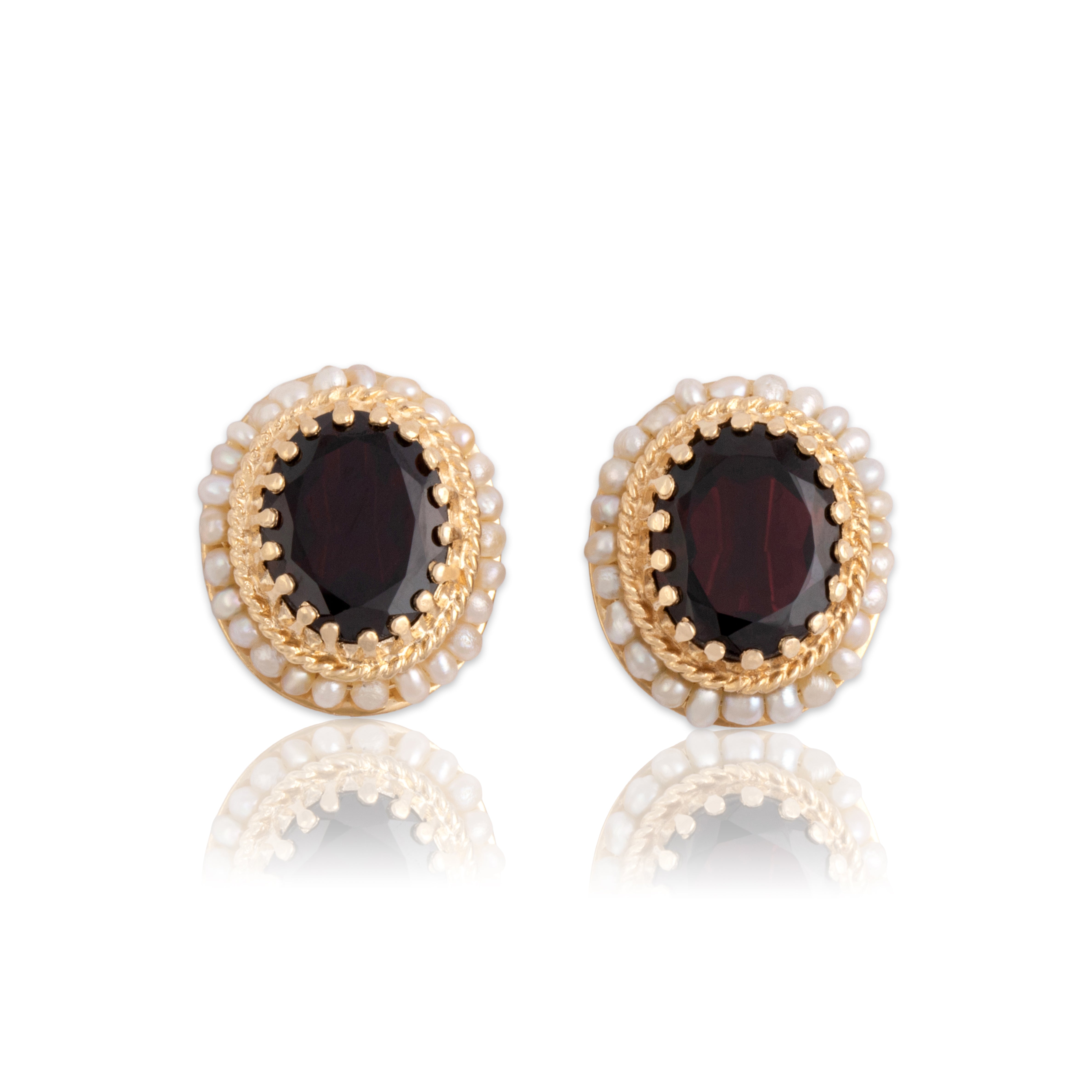 Vintage Large 14k Yellow Gold 6.01cttw Garnet Seed Pearl Luminous Oval Halo Stud Earrings - Close-up view