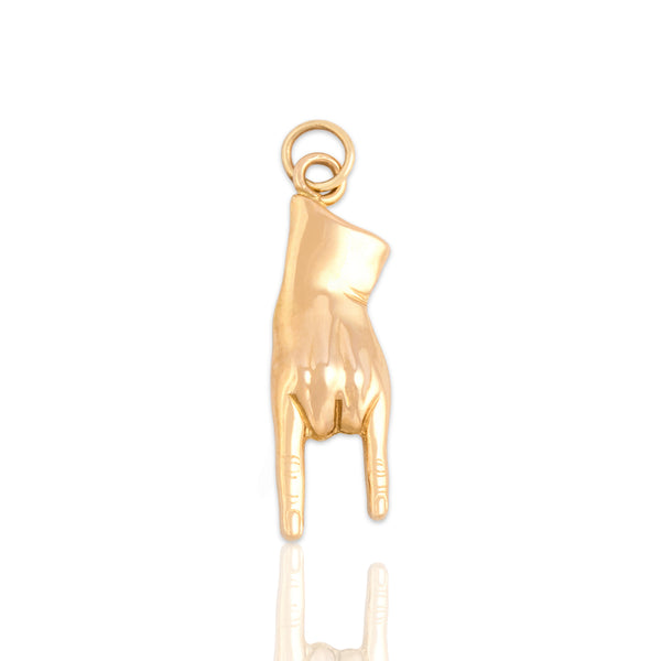 Vintage 18k Rosy Yellow Gold Mano Cornuto Horned Hand Charm / Pendant - Close-up view