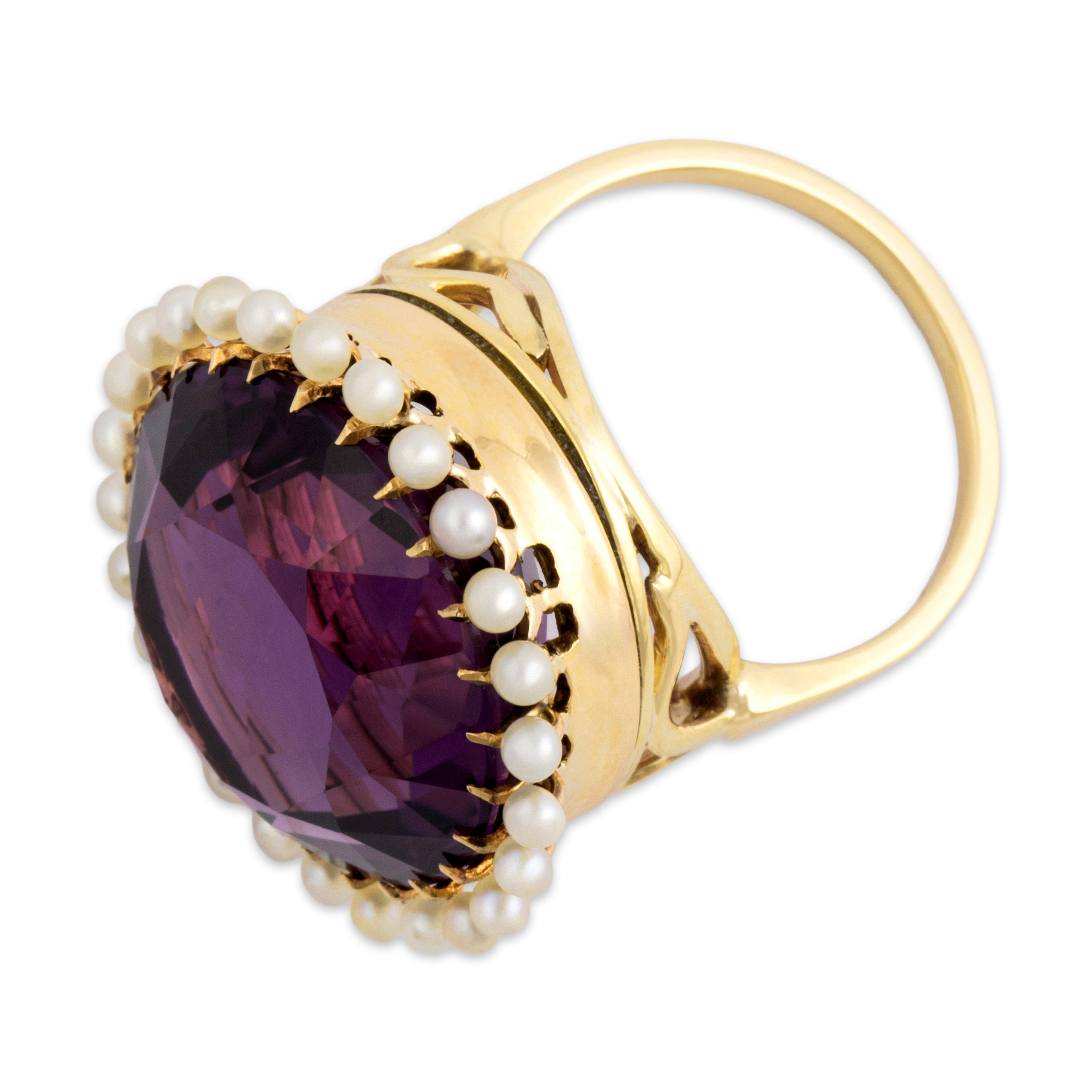 Vintage 14k Yellow Gold 20.95ct Amethyst Pearl Oversized Round Halo Cocktail Ring - Overall view