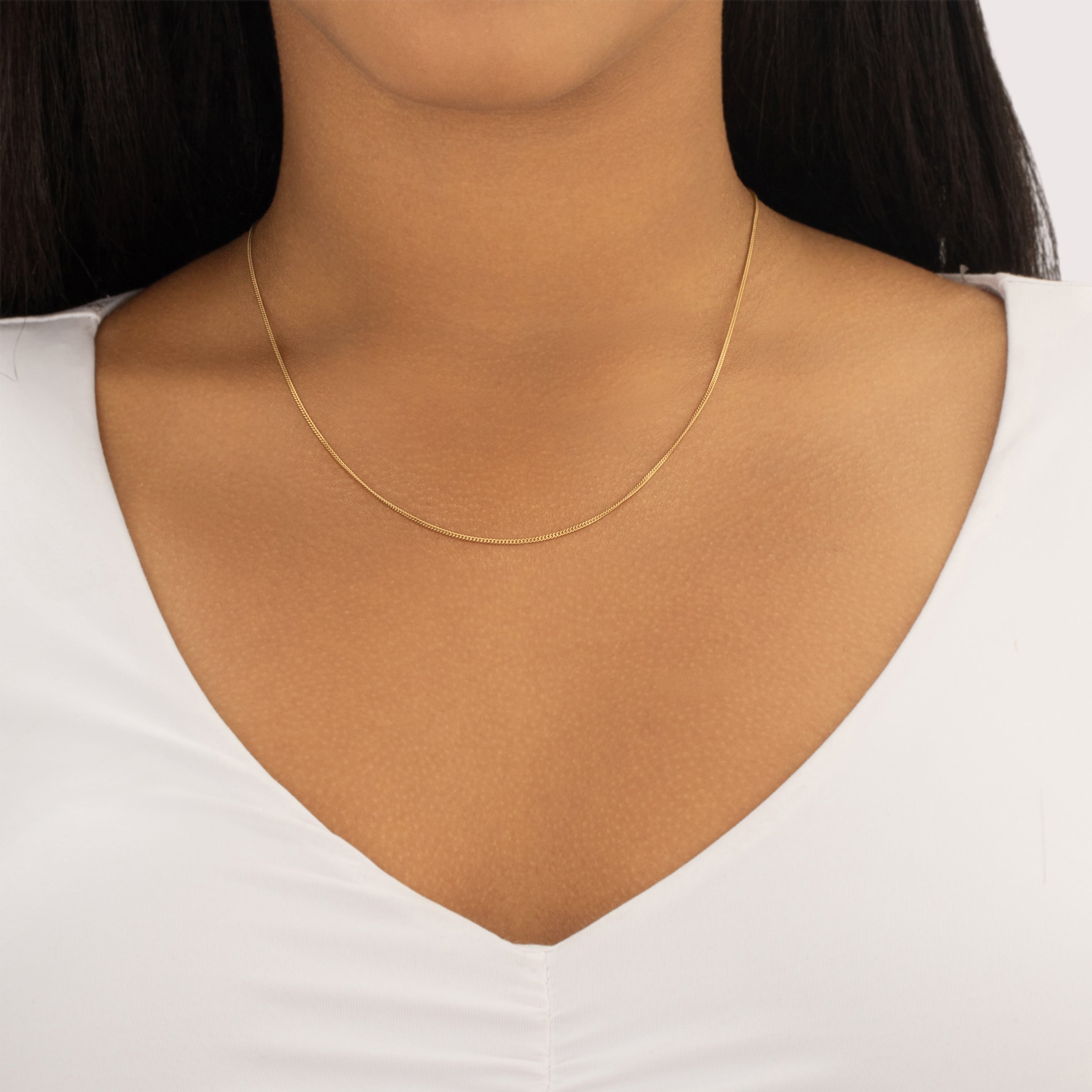 Vintage Italian 18k Yellow Gold 1.2mm Sleek Simple Curb Chain - On model view