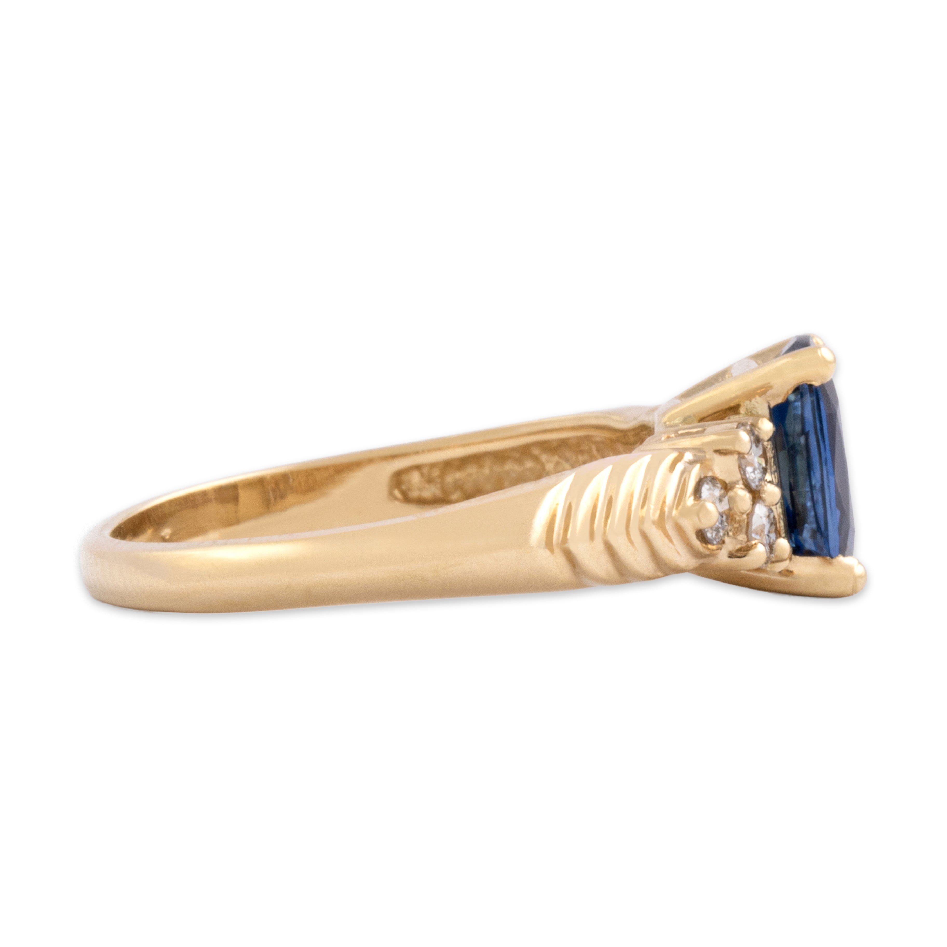 Vintage 14k Yellow Gold 1.29ct Blue Sapphire Diamond Dazzling Dimensional Sparkle Ring - Side view