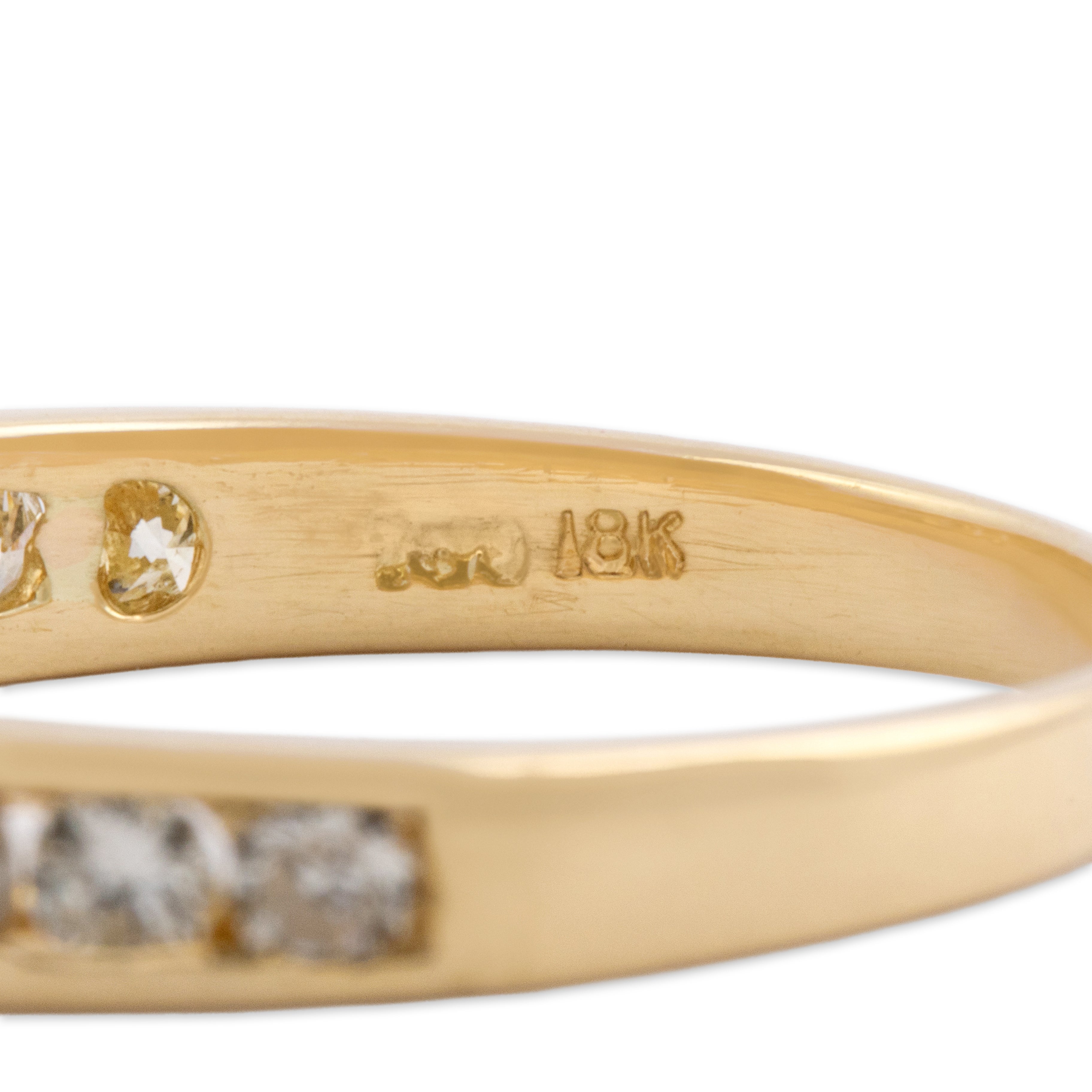 Vintage 18k Yellow Gold Diamond Timeless Channel Ring 7.50