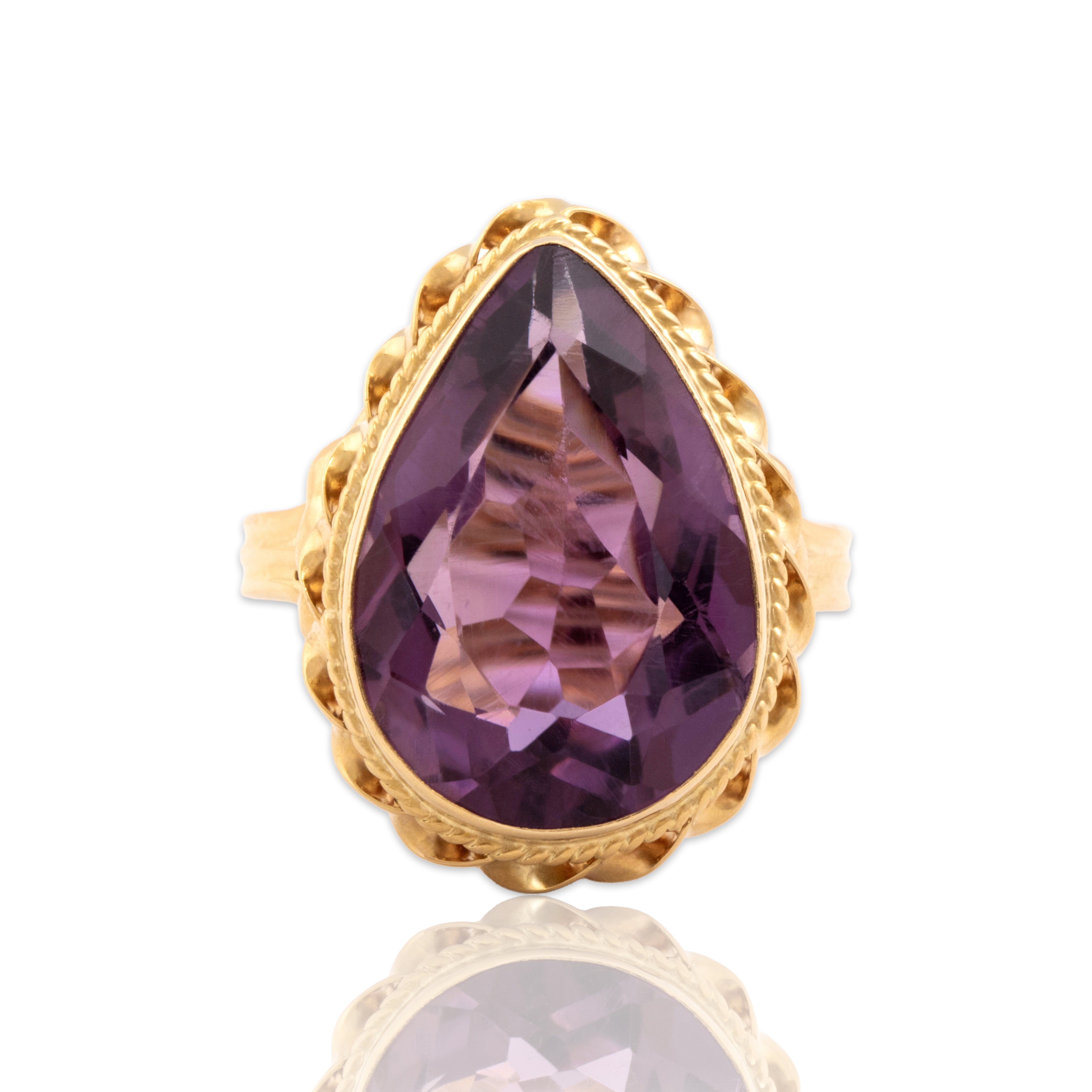 Vintage 14k Yellow Gold 7.31ct Amethyst Twisted Rope Bezel Cocktail Ring 6.75