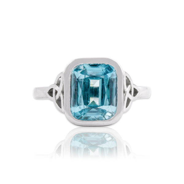 Estate 14k White Gold 3.86ct Blue Zircon Statement Celtic Trinity Knot Ring 6.50