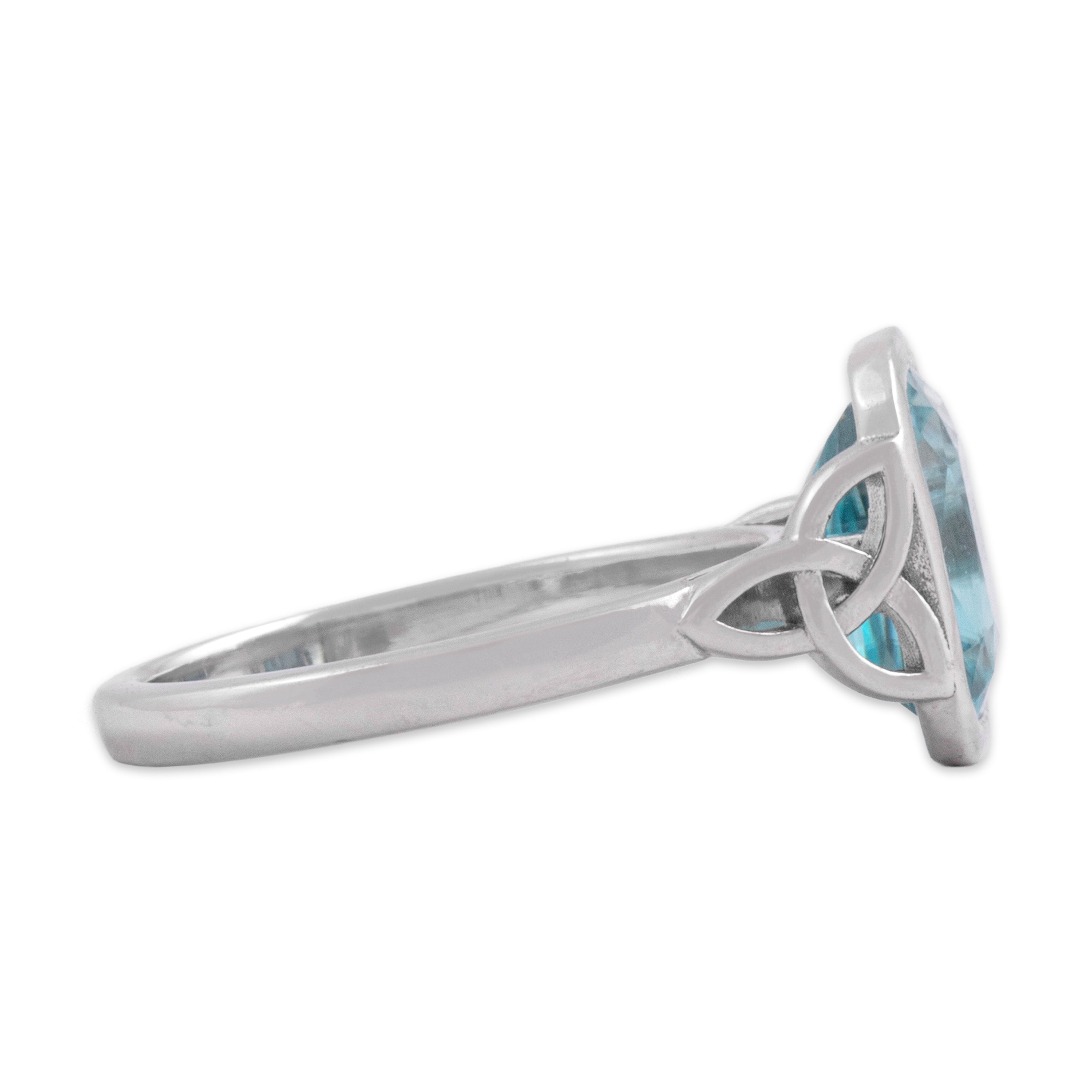Estate 14k White Gold 3.86ct Blue Zircon Statement Celtic Trinity Knot Ring - Side view