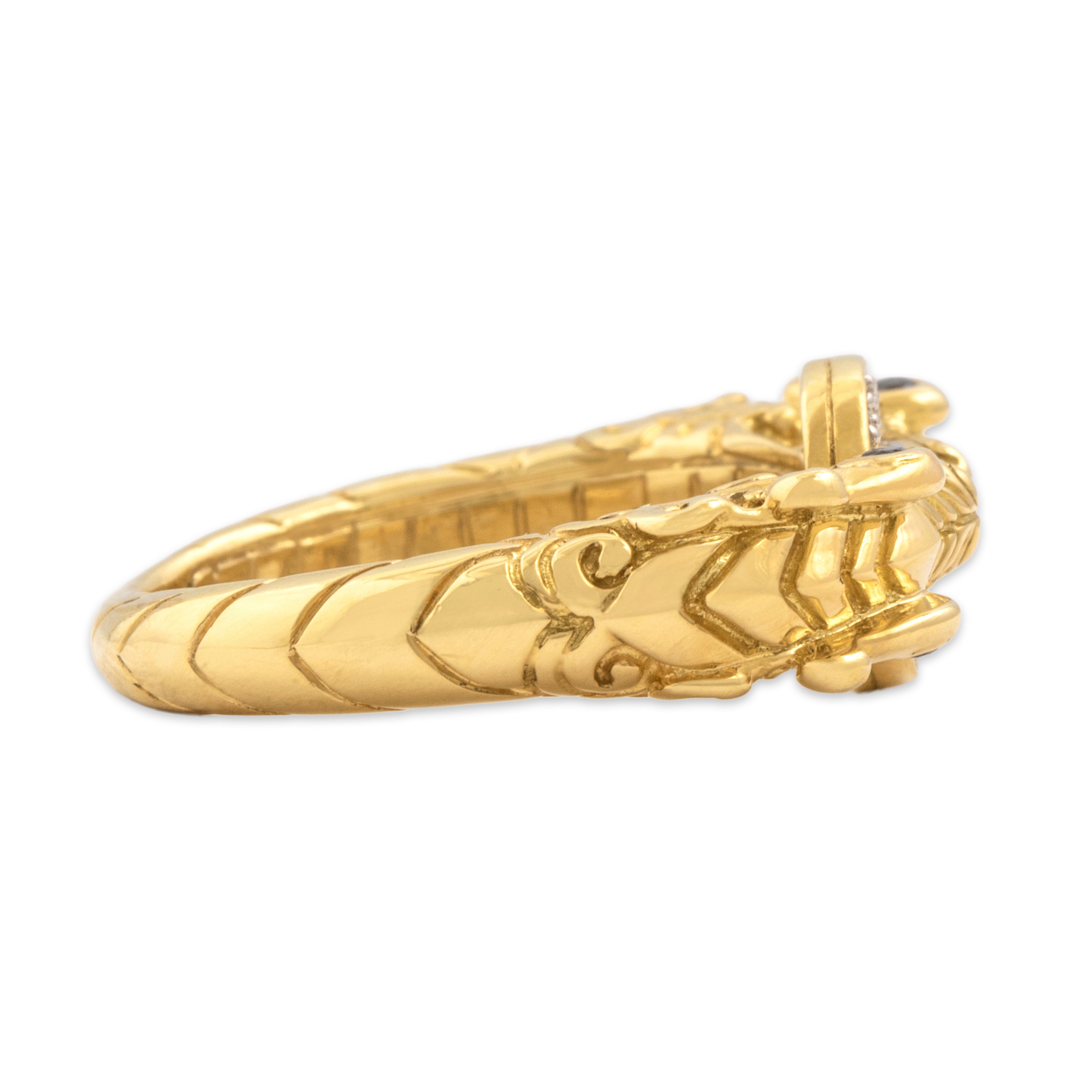 Vintage Heavy 18k Yellow Gold Blue Sapphire Diamond Sculptural Dueling Dragon Ring - Side view