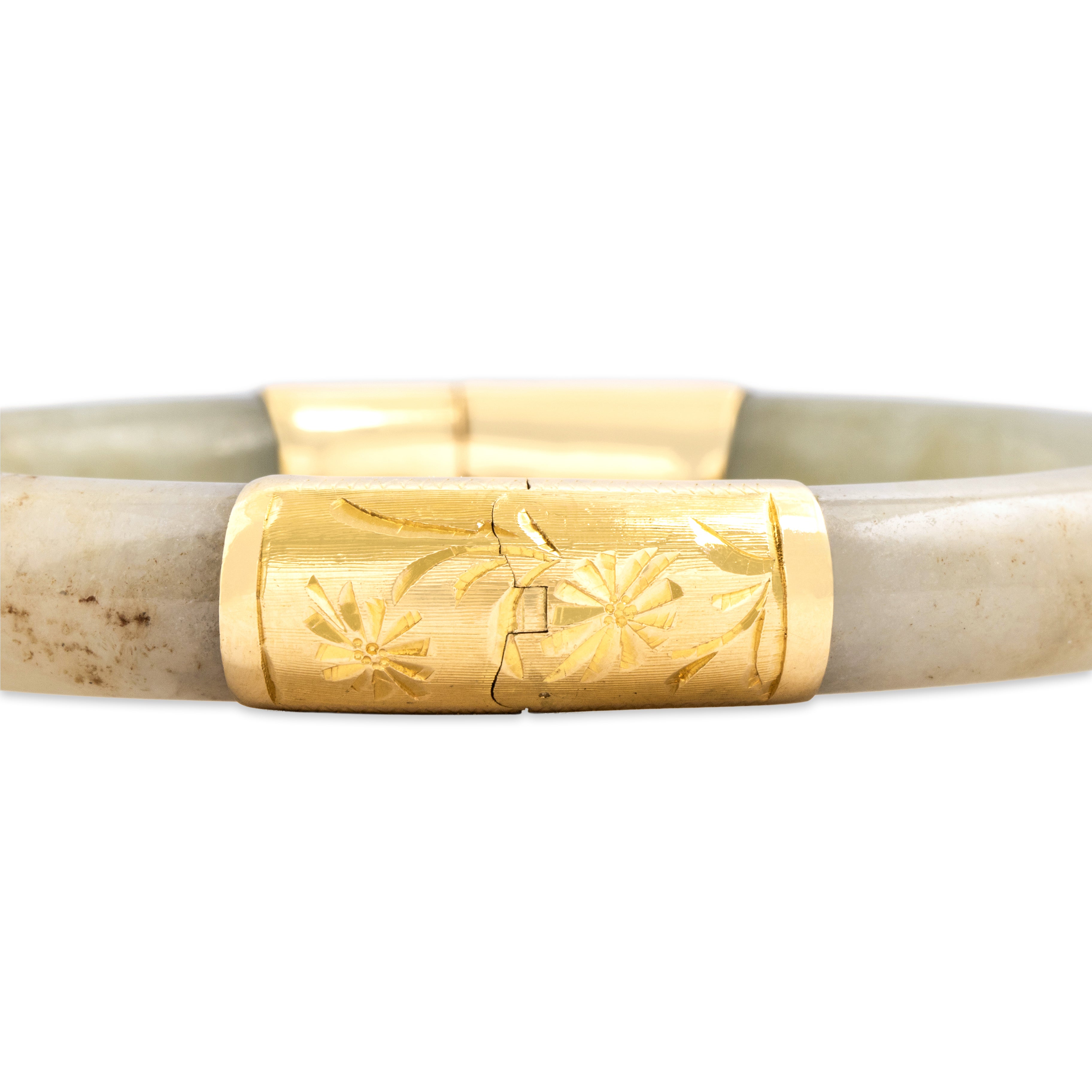 Vintage Heavy 14k Yellow Gold Jade Floral Detailed Bangle Bracelet 6.5
