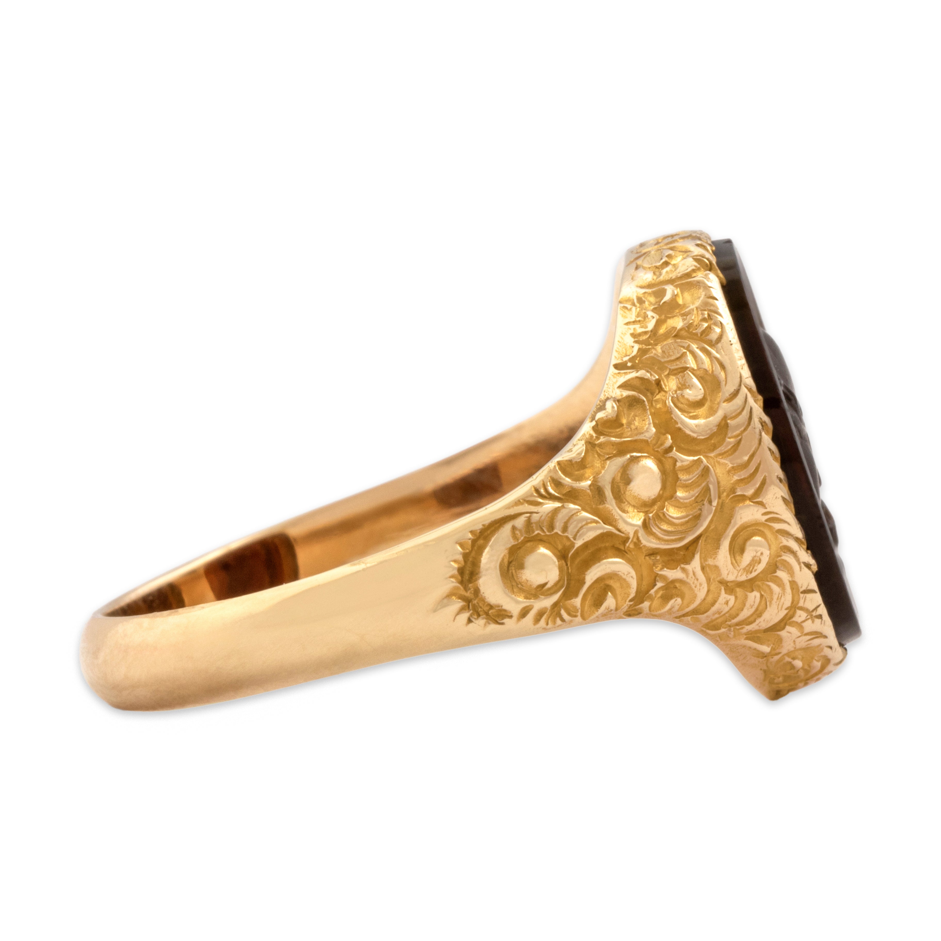 Vintage 10k Yellow Gold Carnelian Striking Carved Accent Soldier Cameo Signet Ring - Side view