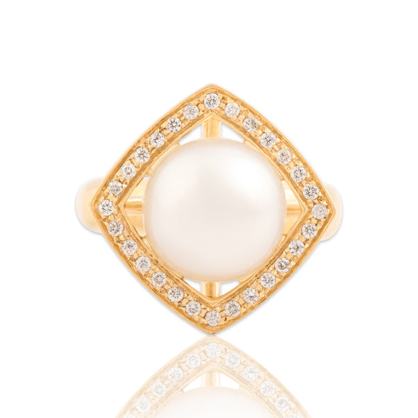 Vintage 18k Yellow Gold Pearl Diamond Sparkling Cushion Orbital Halo Ring 6.50