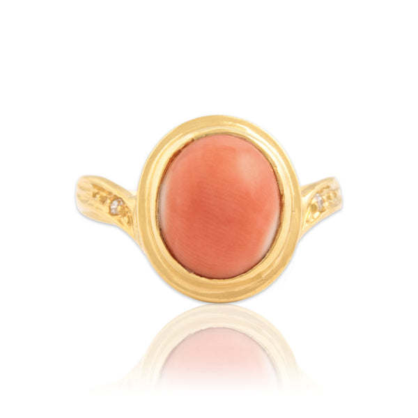 Vintage 18k Yellow Gold Coral Diamond Bright Curved Shoulder Ring 6.00