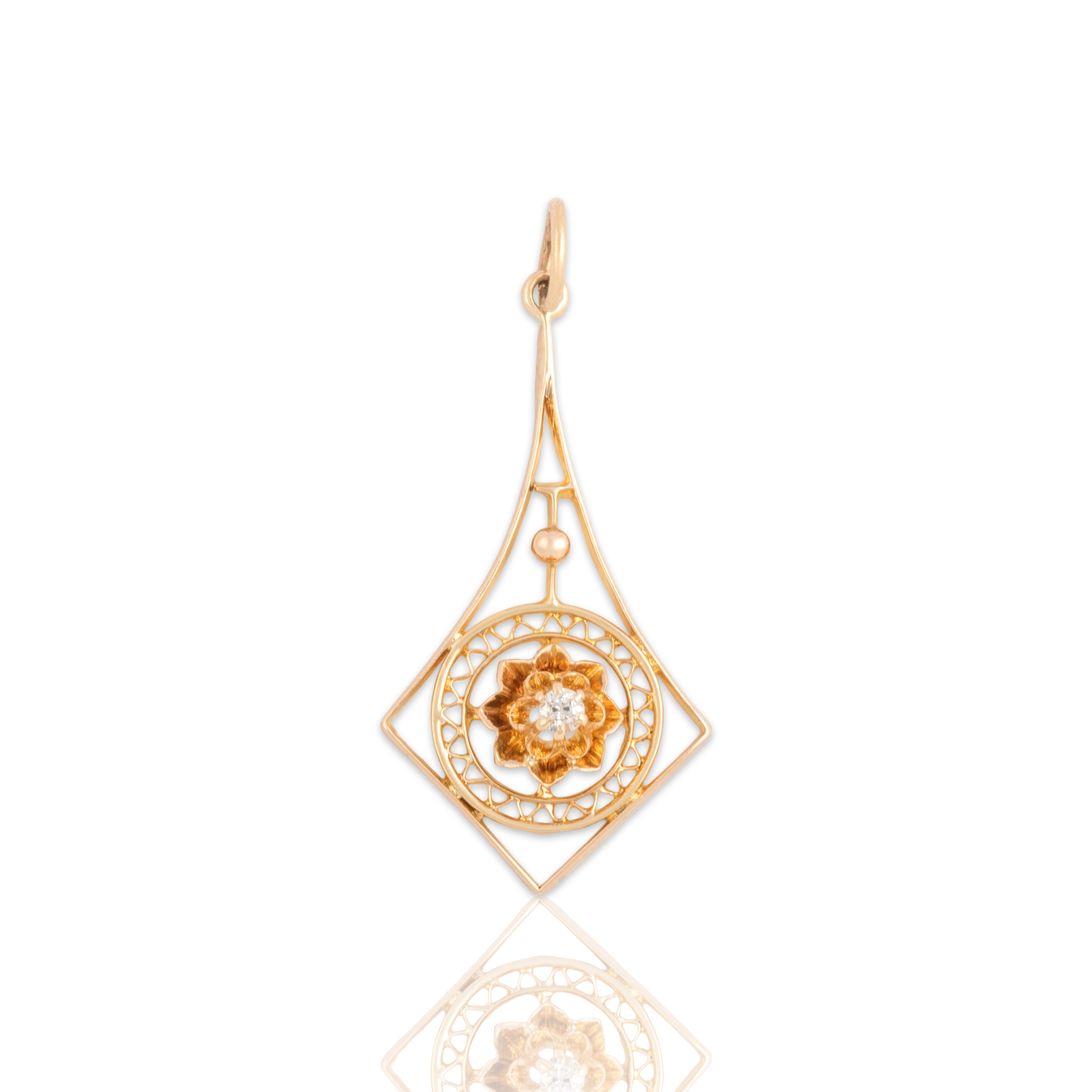 Antique Edwardian 10k Yellow Gold Old Mine Cut Diamond Intricate Openwork Buttercup-Set Kite Pendant - Close-up view