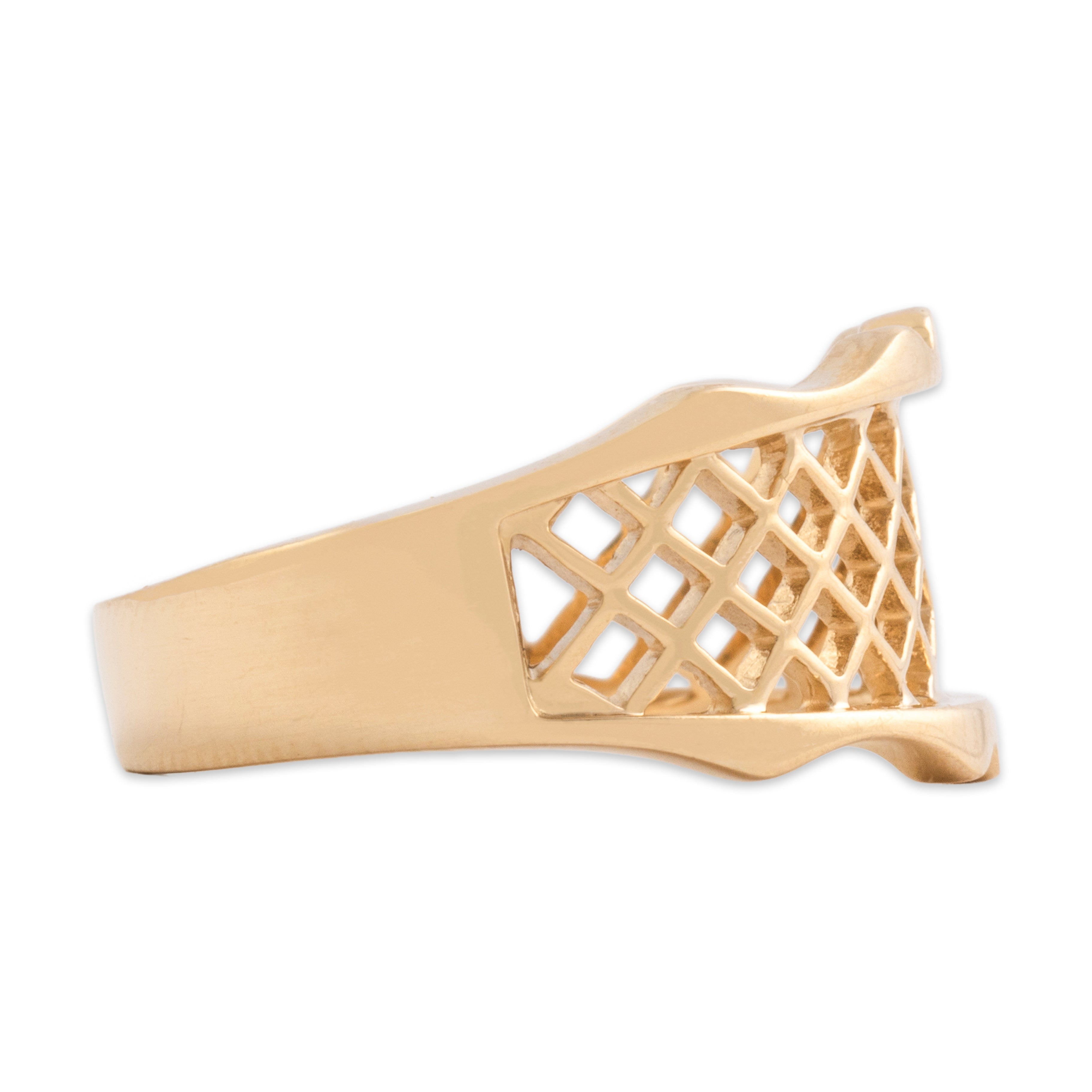 Vintage 14k Yellow Gold Wide Latticework Band Ring - Side view