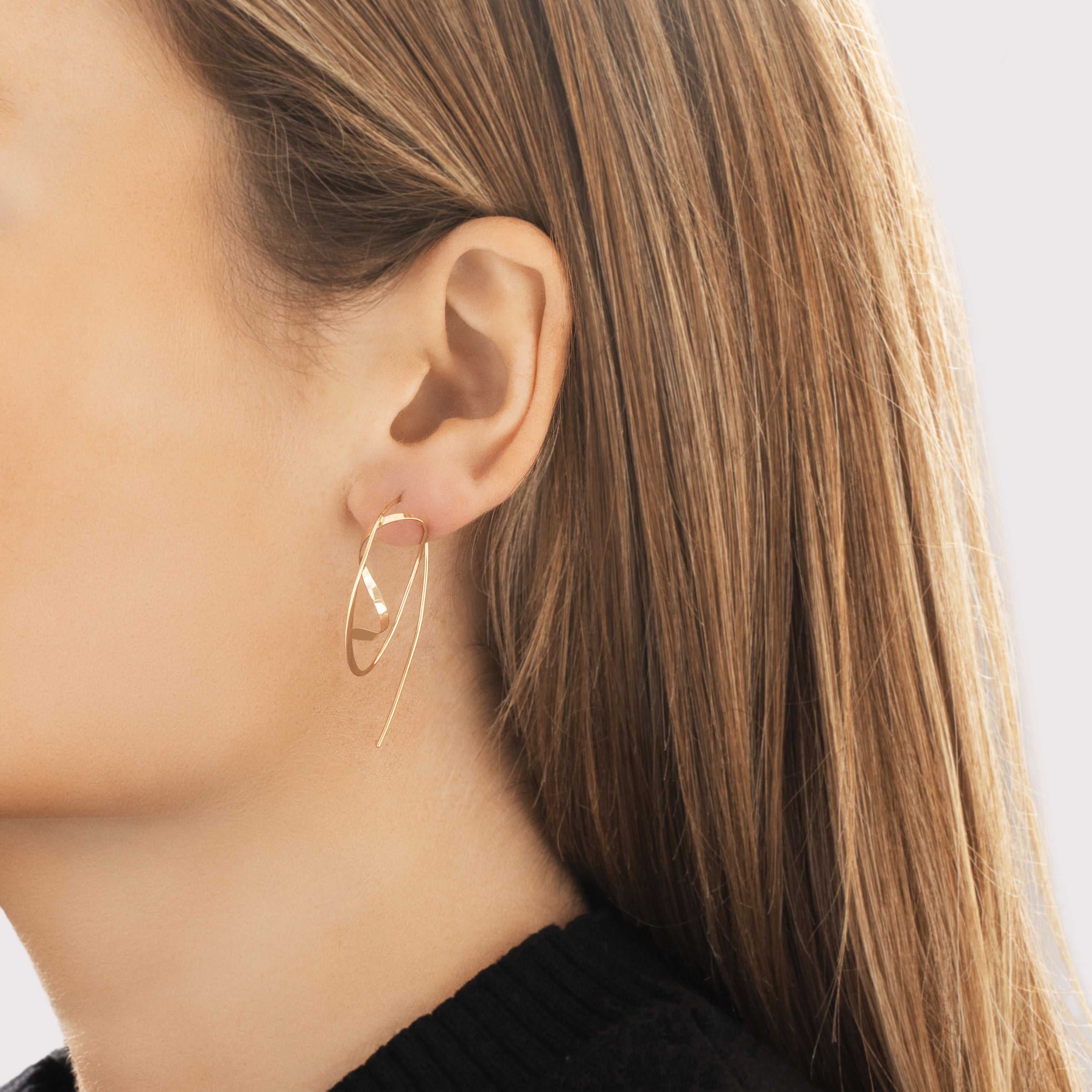 Vintage Lightweight 14k Yellow Gold Subtly Asymmetric Drop Earrings - On model view